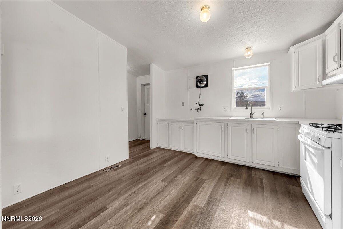 2585 Rawhide Street Property Photo 8