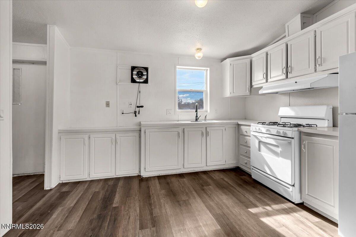 2585 Rawhide Street Property Photo 9