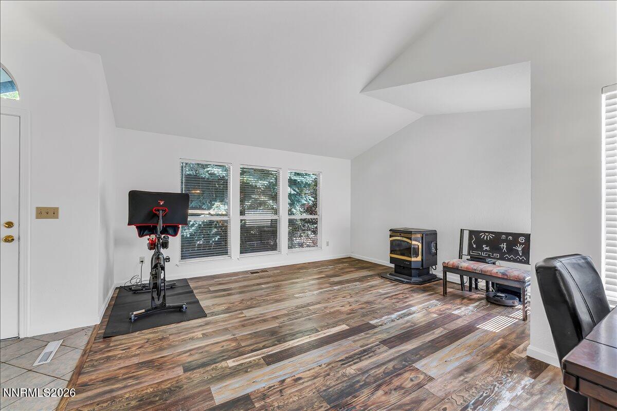 10 Eagle Claw Court Property Photo 9