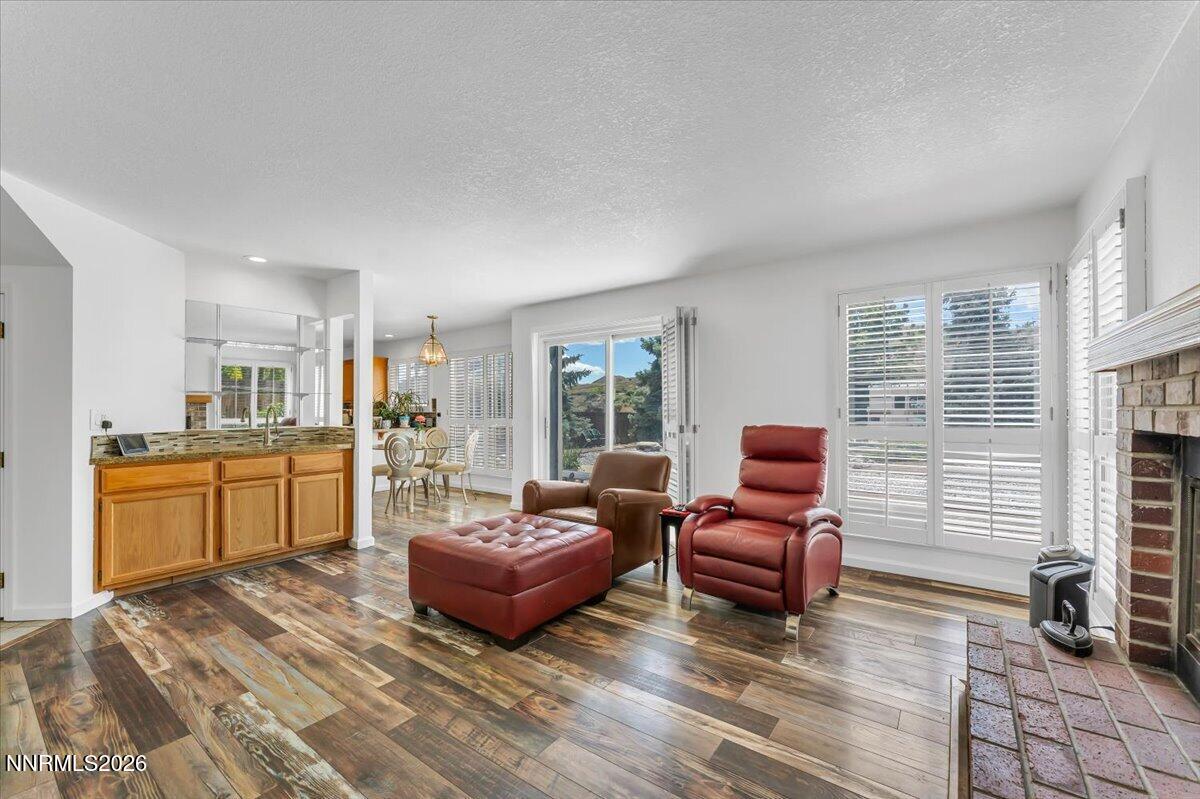 10 Eagle Claw Court Property Photo 15
