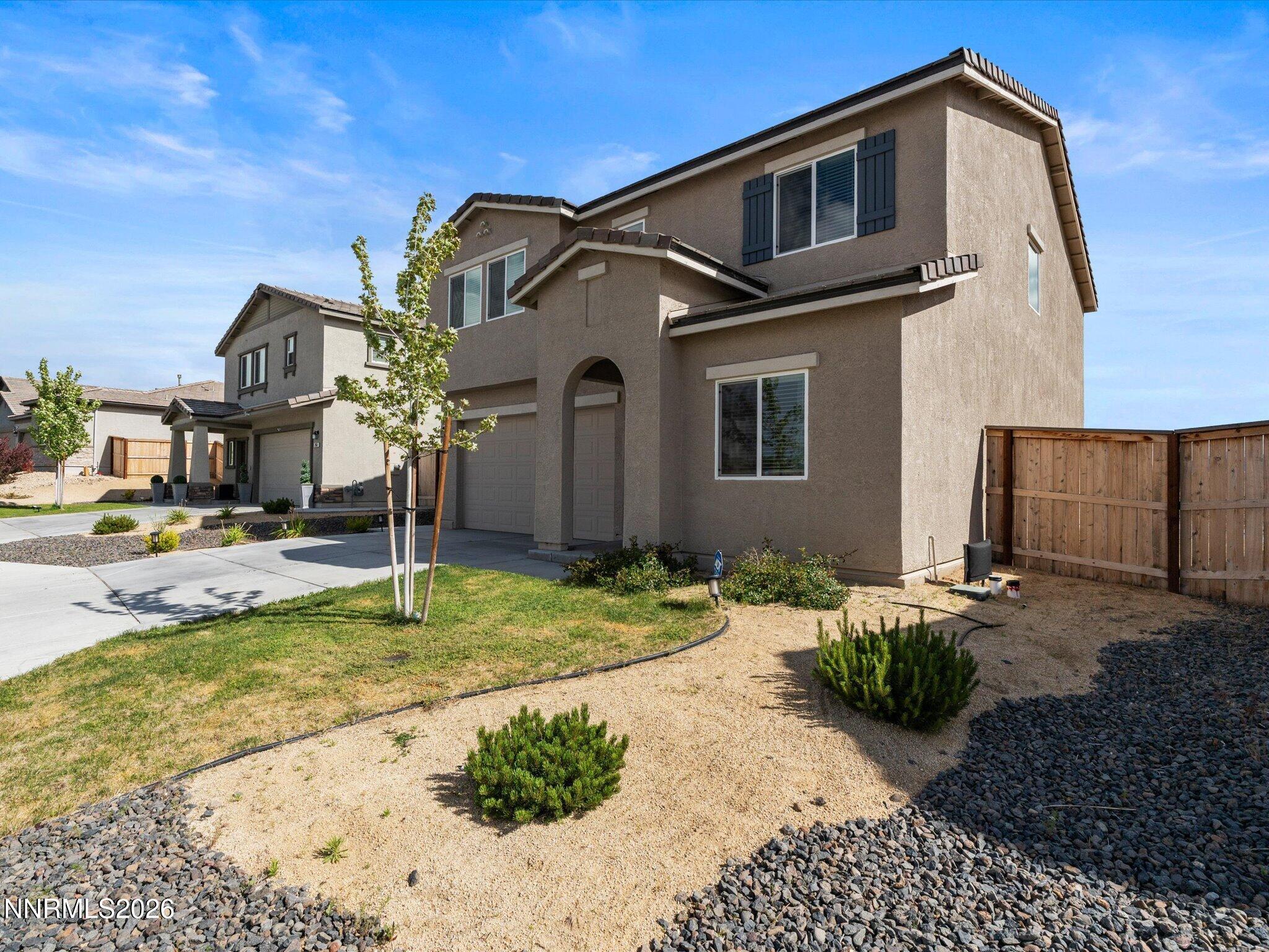 2050 Painted Sky Way Property Photo 2