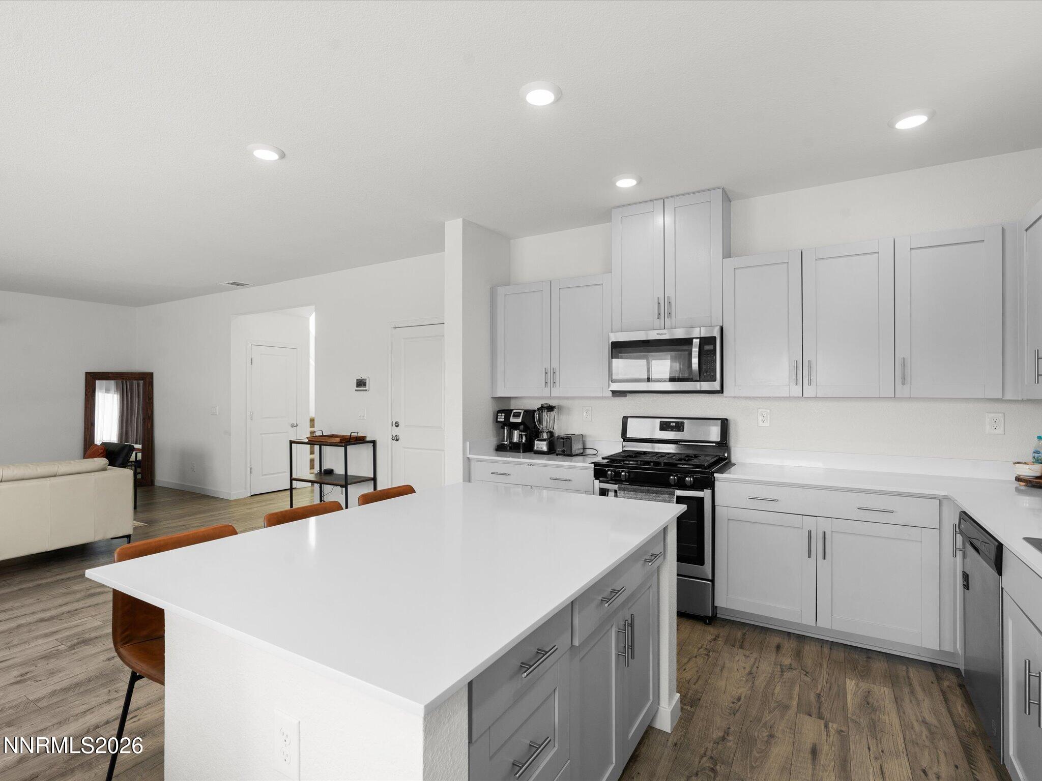 2050 Painted Sky Way Property Photo 17