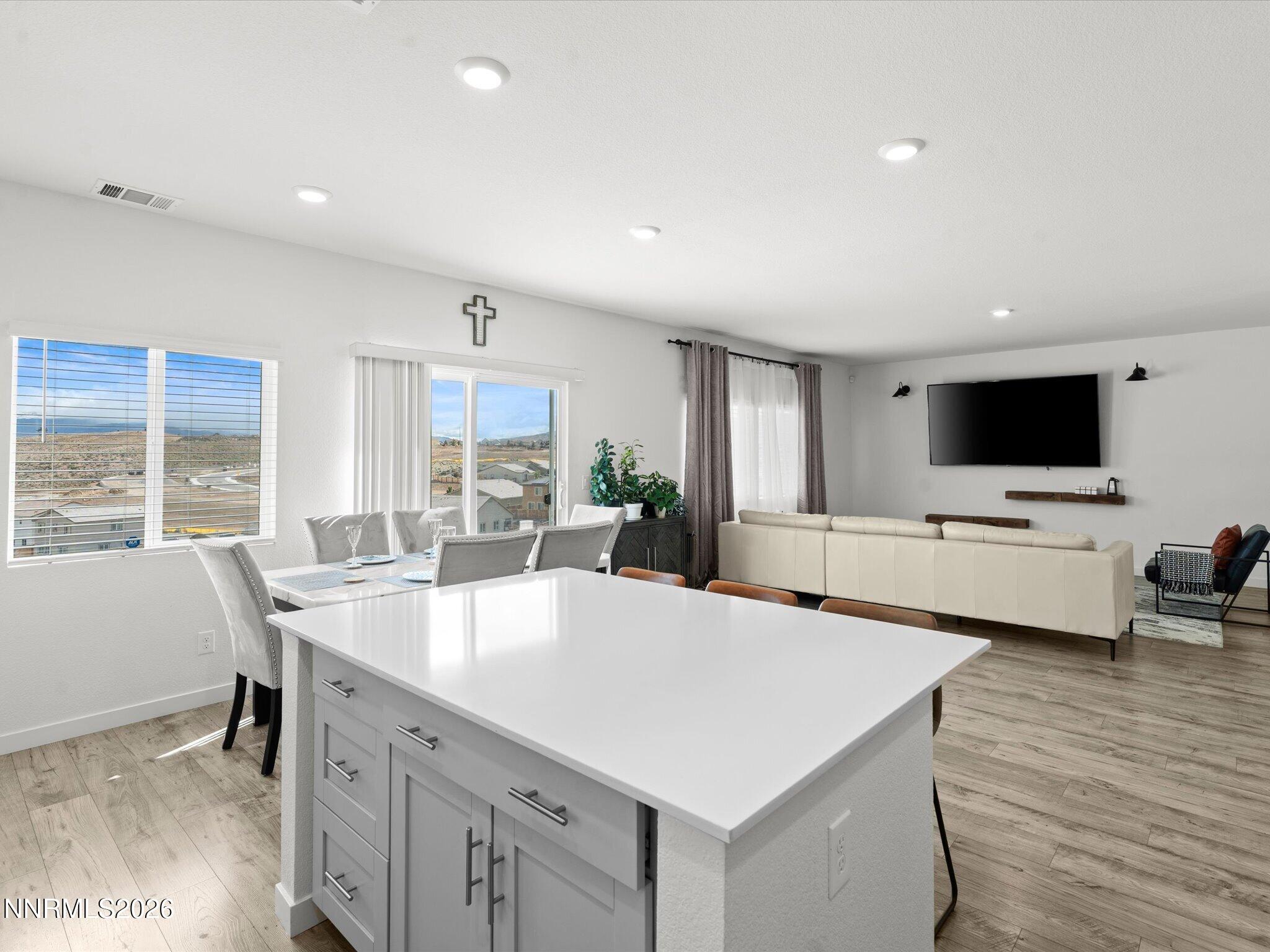 2050 Painted Sky Way Property Photo 19