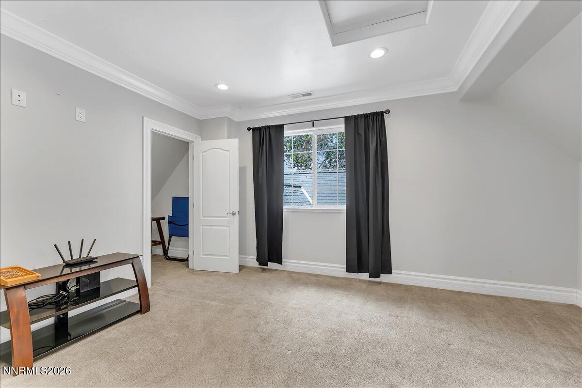 231 Gardner Street Property Photo 12