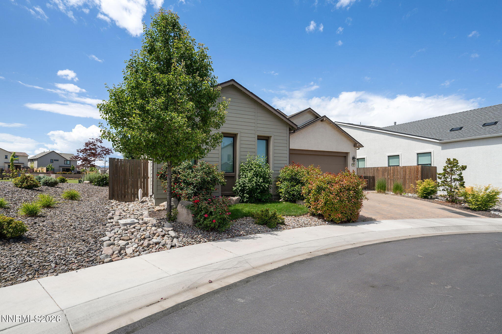 905 Iron River Court Property Photo 4