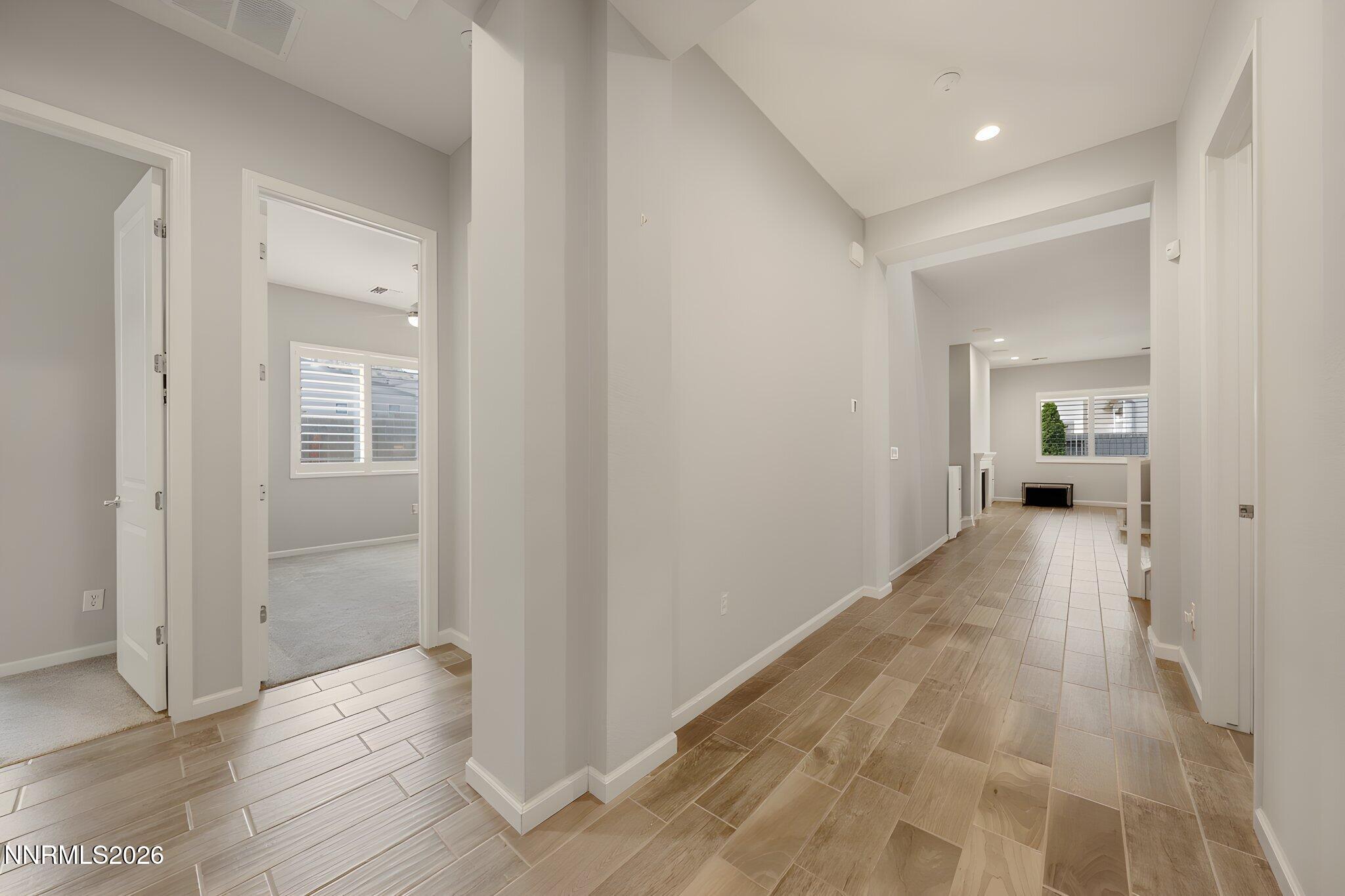 905 Iron River Court Property Photo 6
