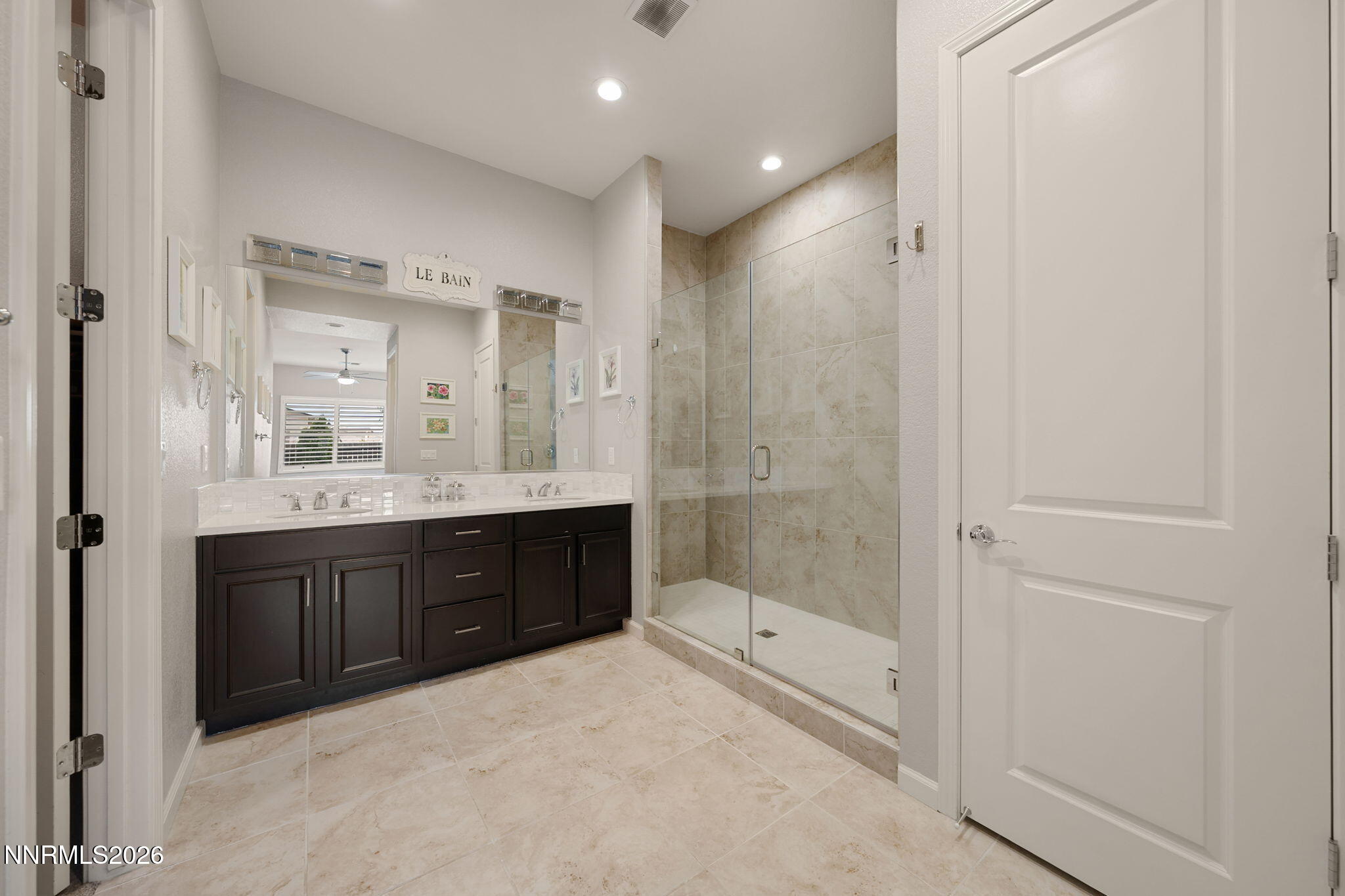 905 Iron River Court Property Photo 20