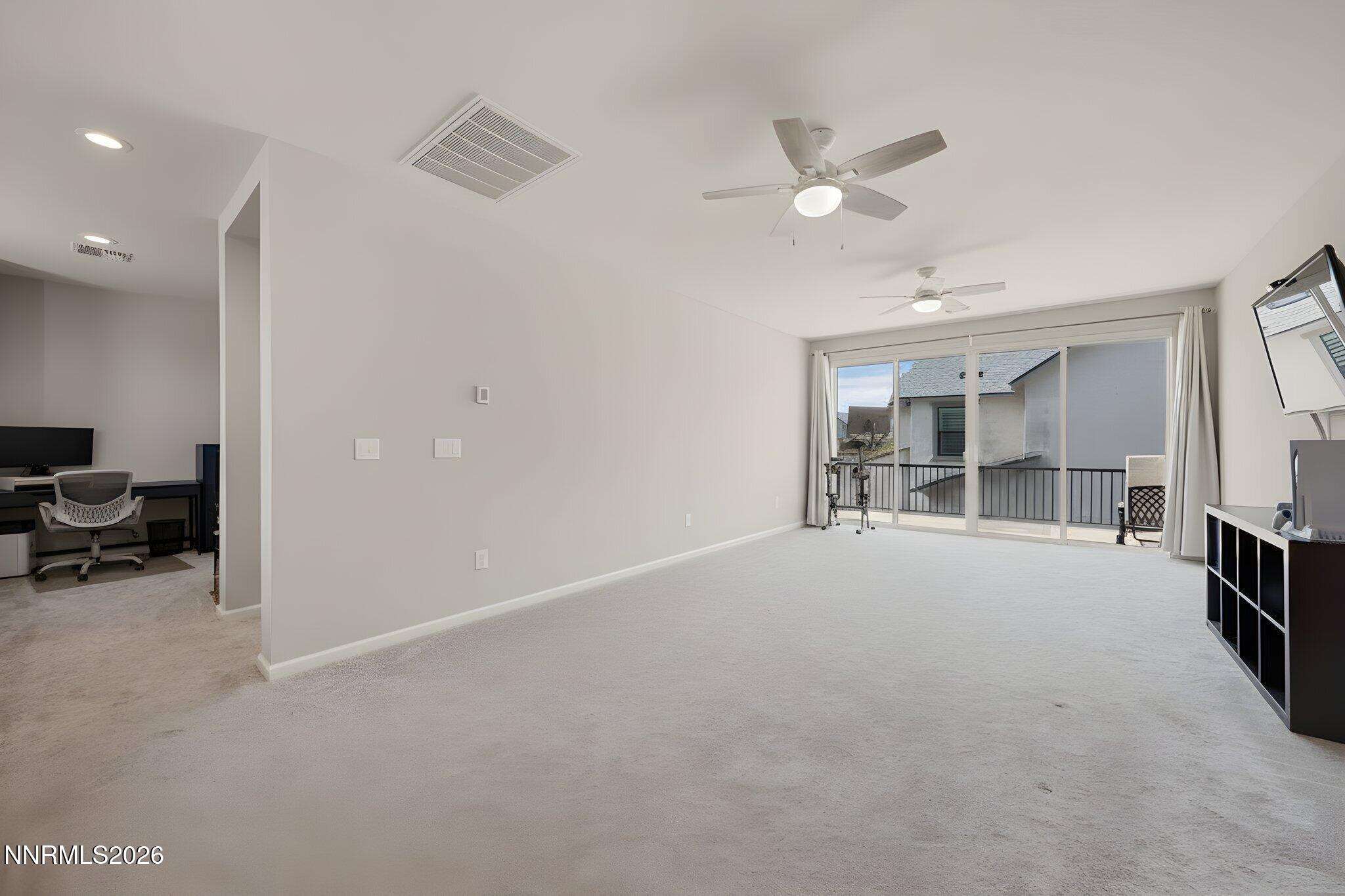 905 Iron River Court Property Photo 23