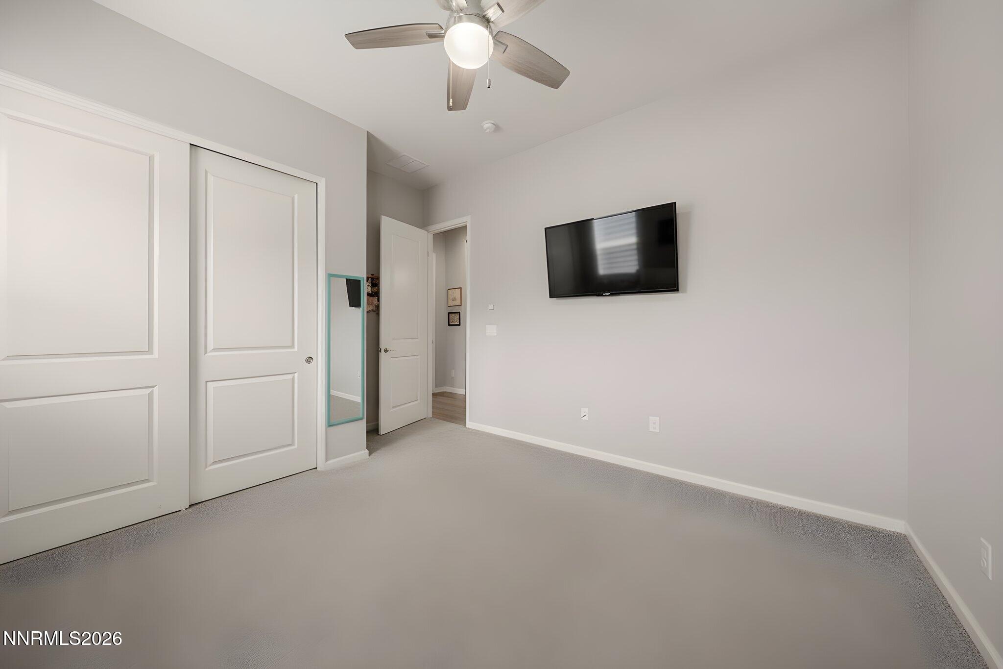 905 Iron River Court Property Photo 30
