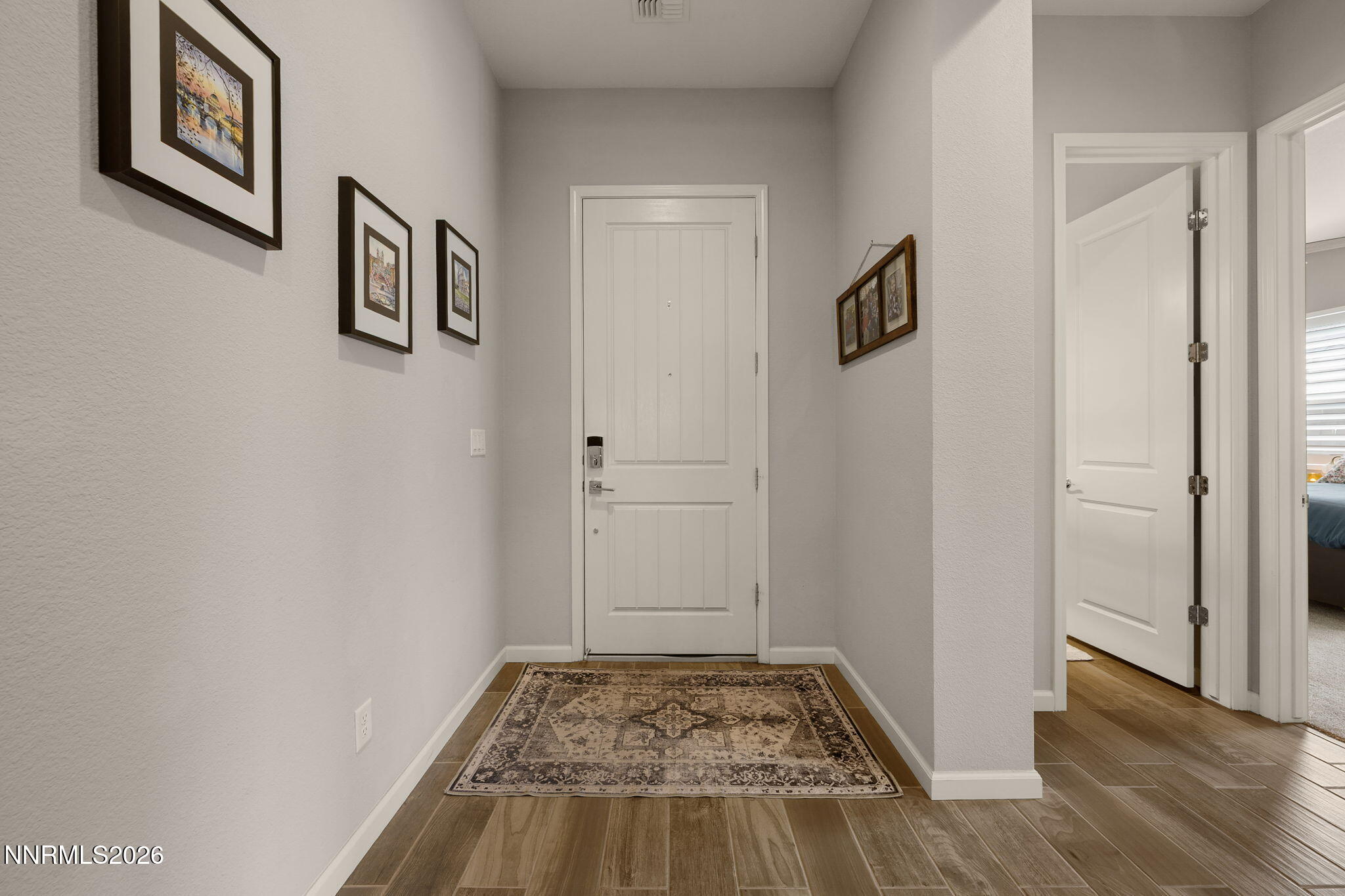 905 Iron River Court Property Photo 34