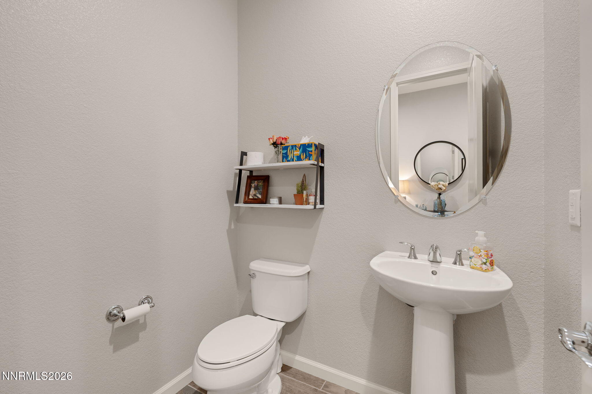 905 Iron River Court Property Photo 35