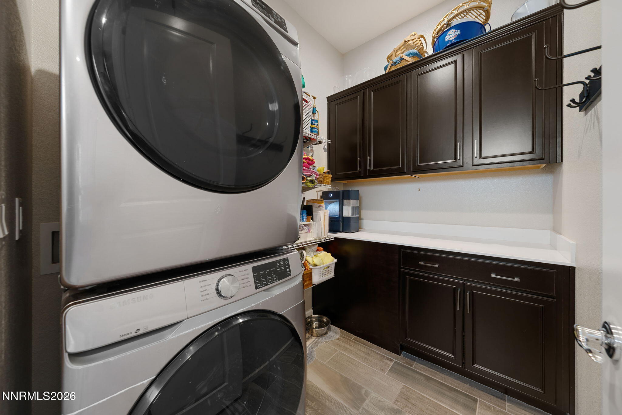 905 Iron River Court Property Photo 38