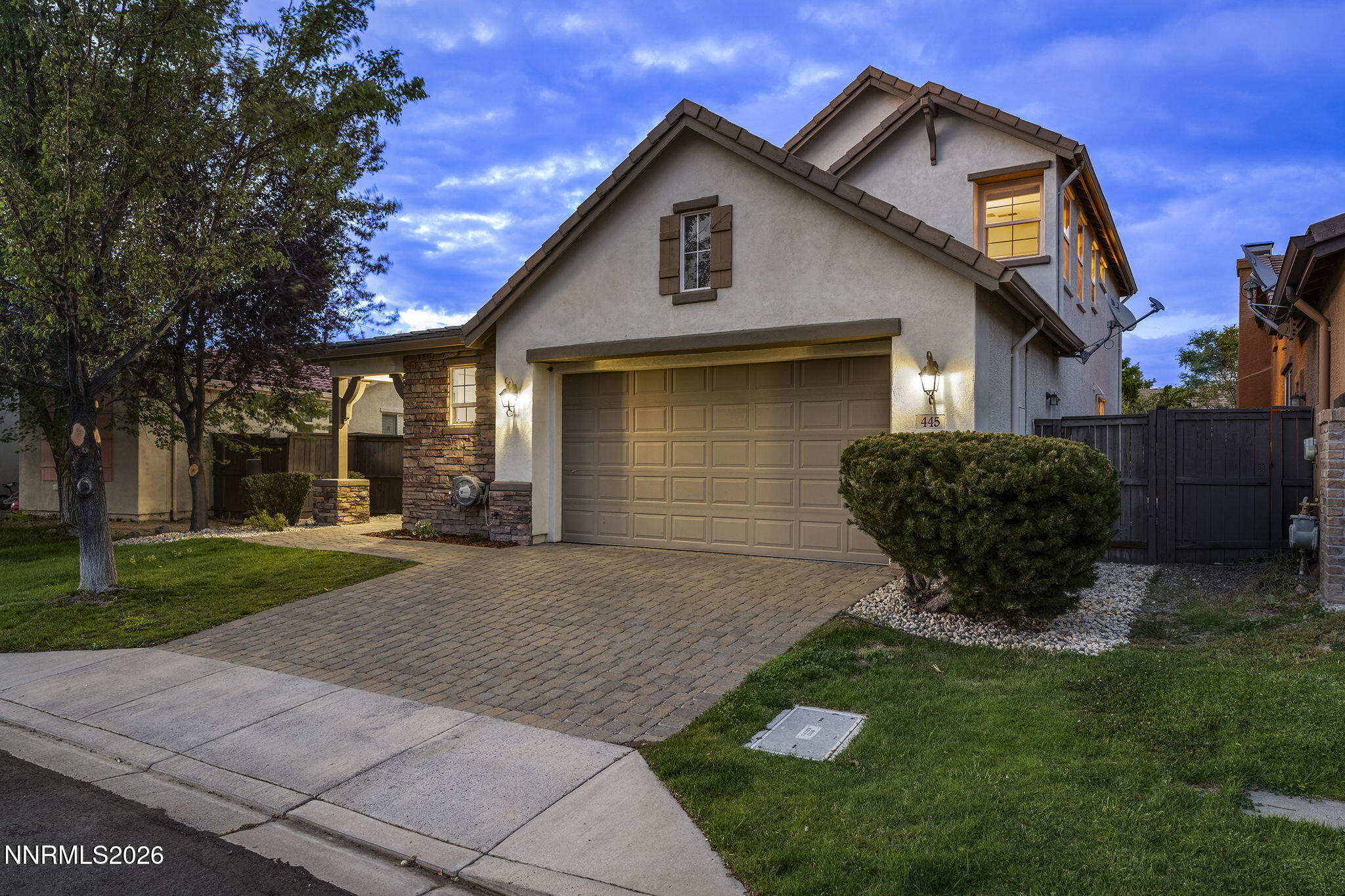 445 Sysonby Court Property Photo 3
