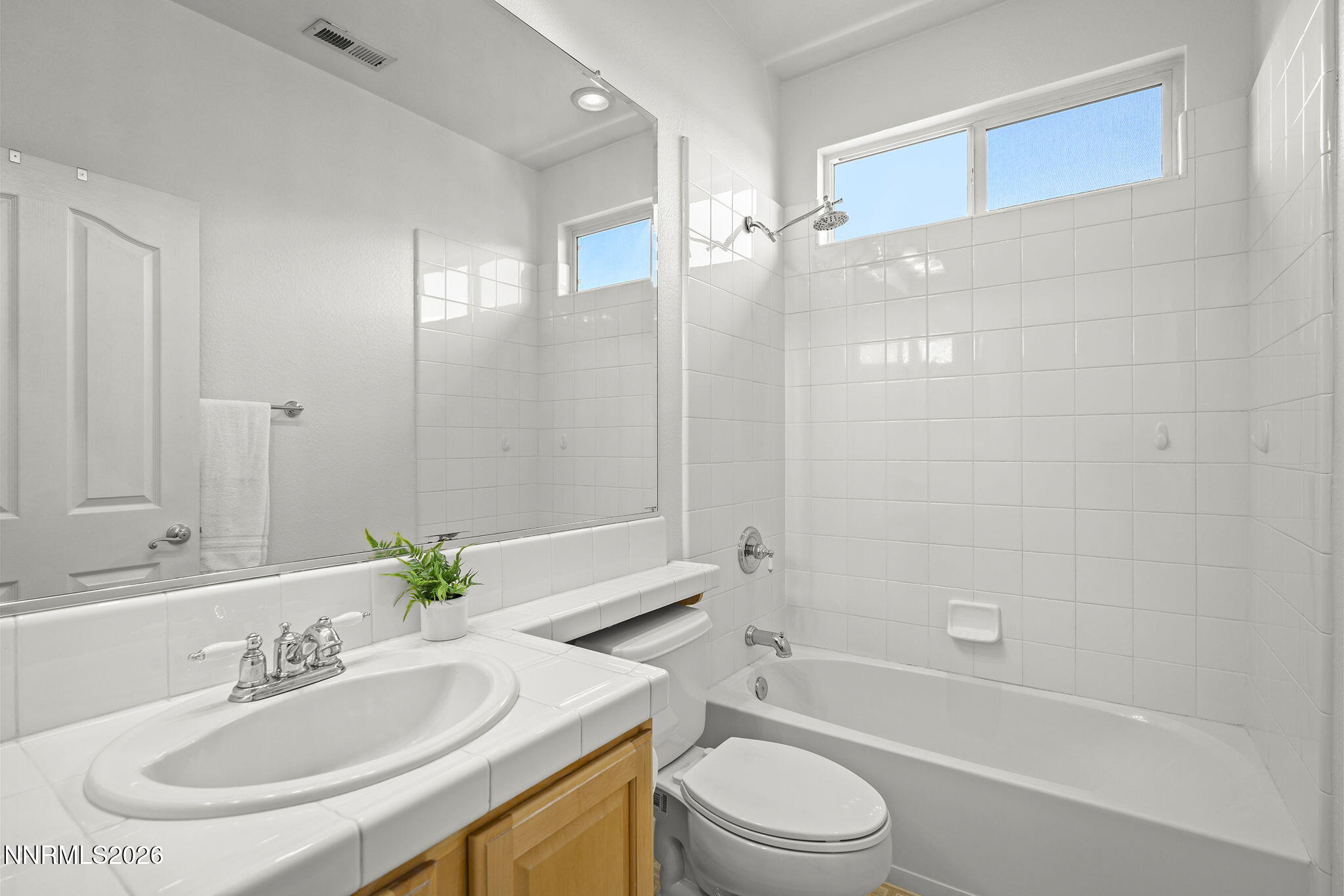 445 Sysonby Court Property Photo 29