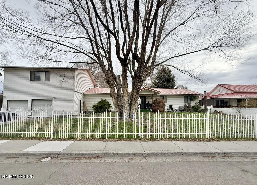 459 S 9th Street Property Photo 2
