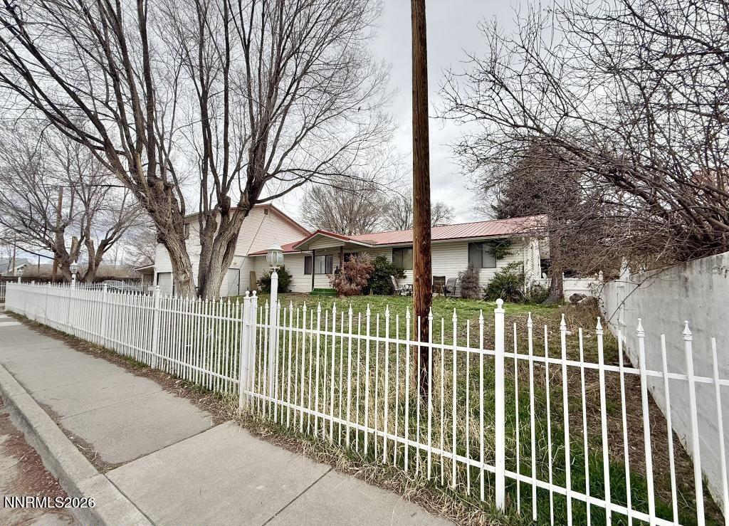 459 S 9th Street Property Photo 3
