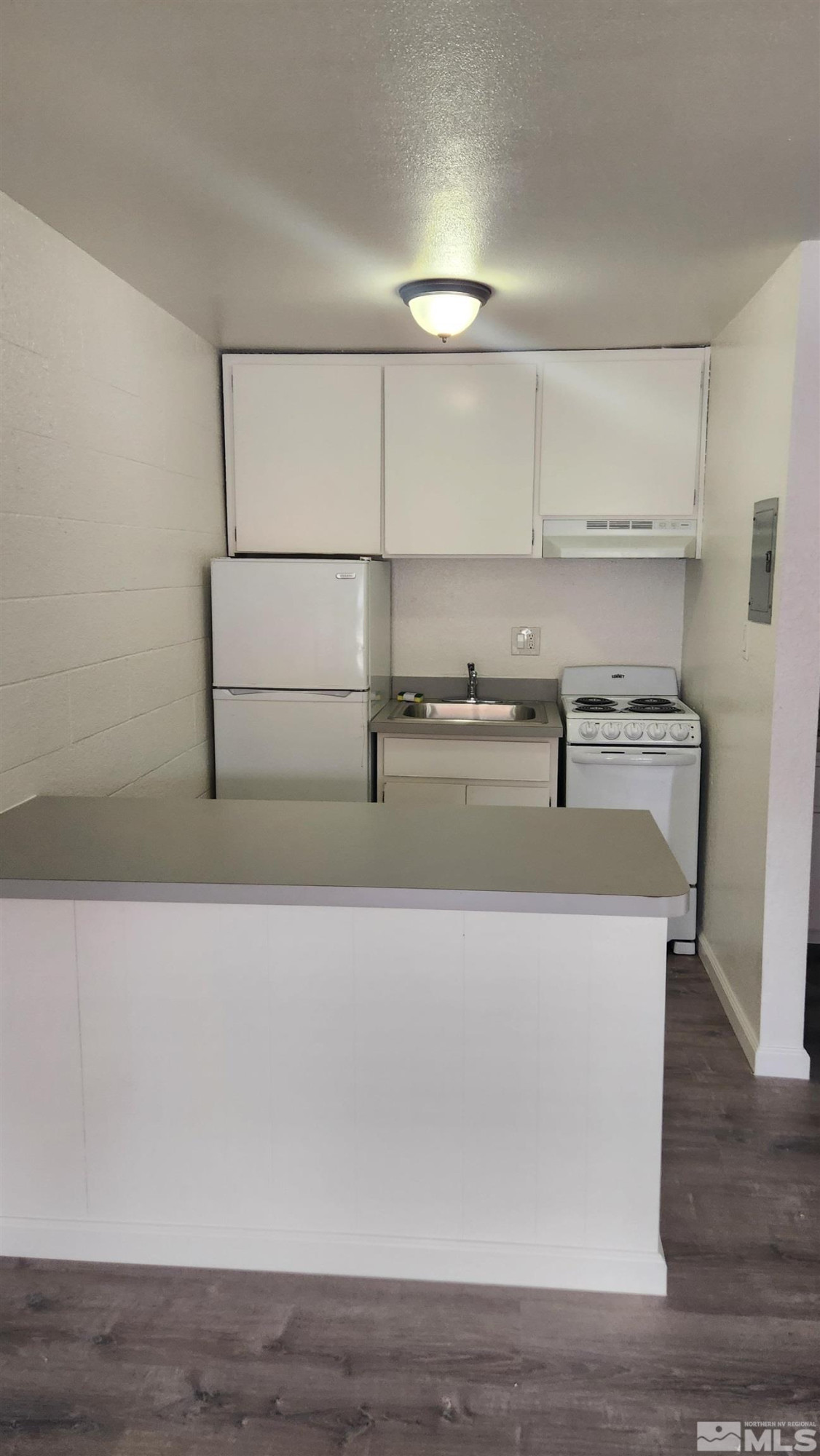 3300 Imperial Way Property Photo 15
