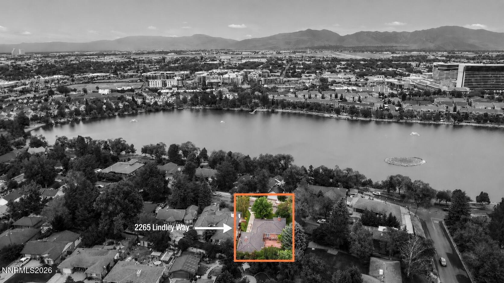 2265 Lindley Way Property Photo 3