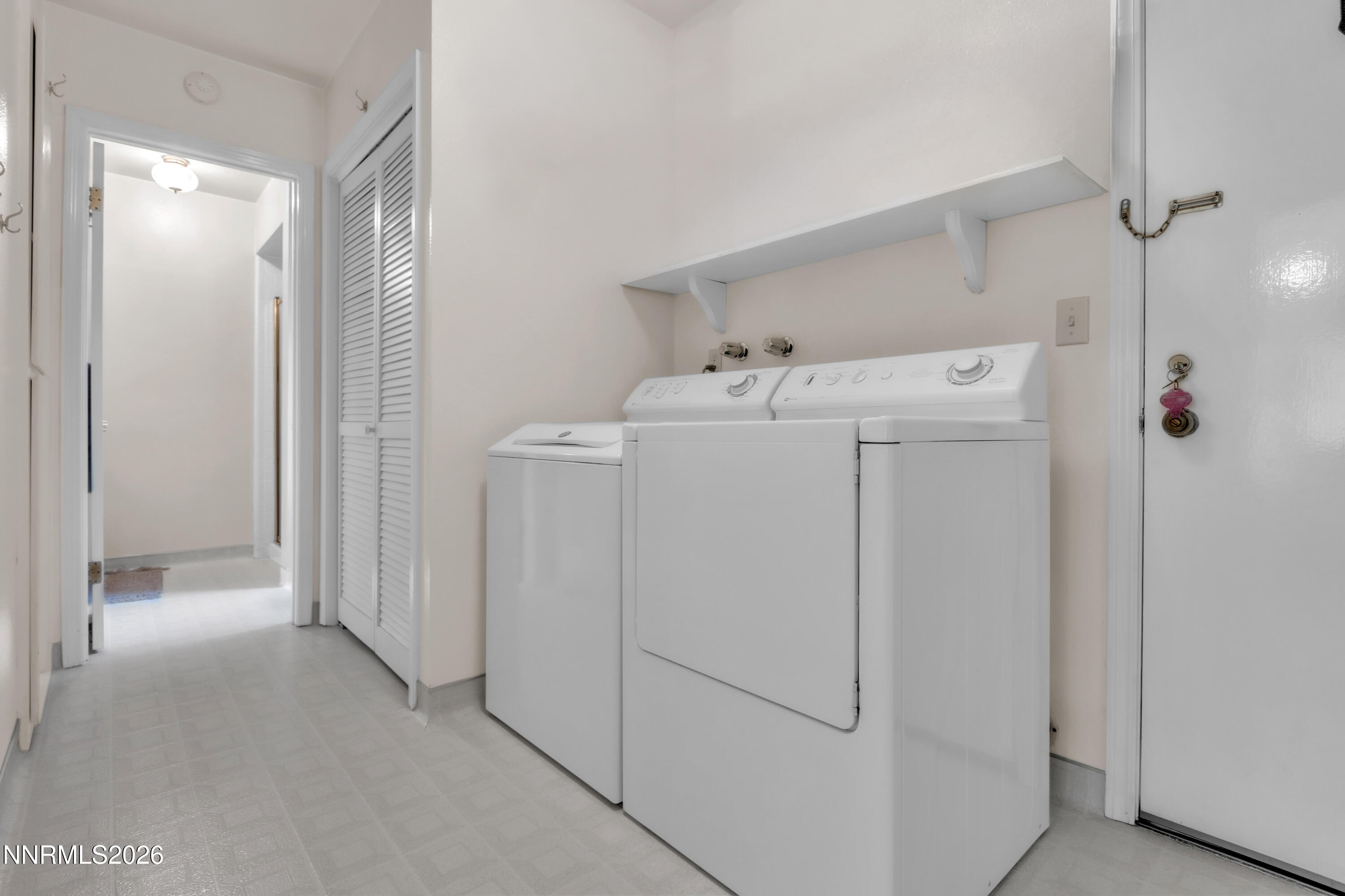 2265 Lindley Way Property Photo 40