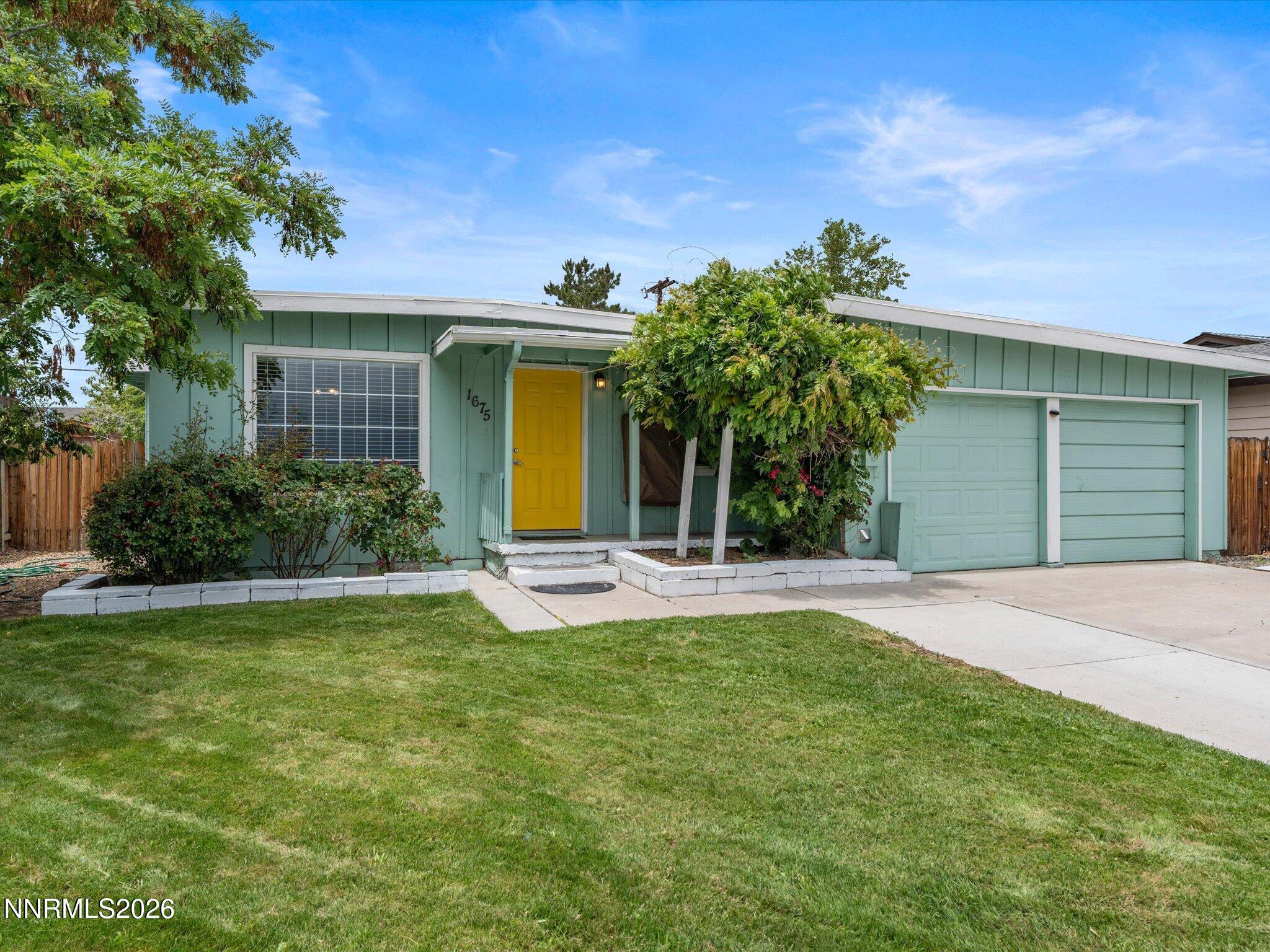 1675 Harvard Way Property Photo 2