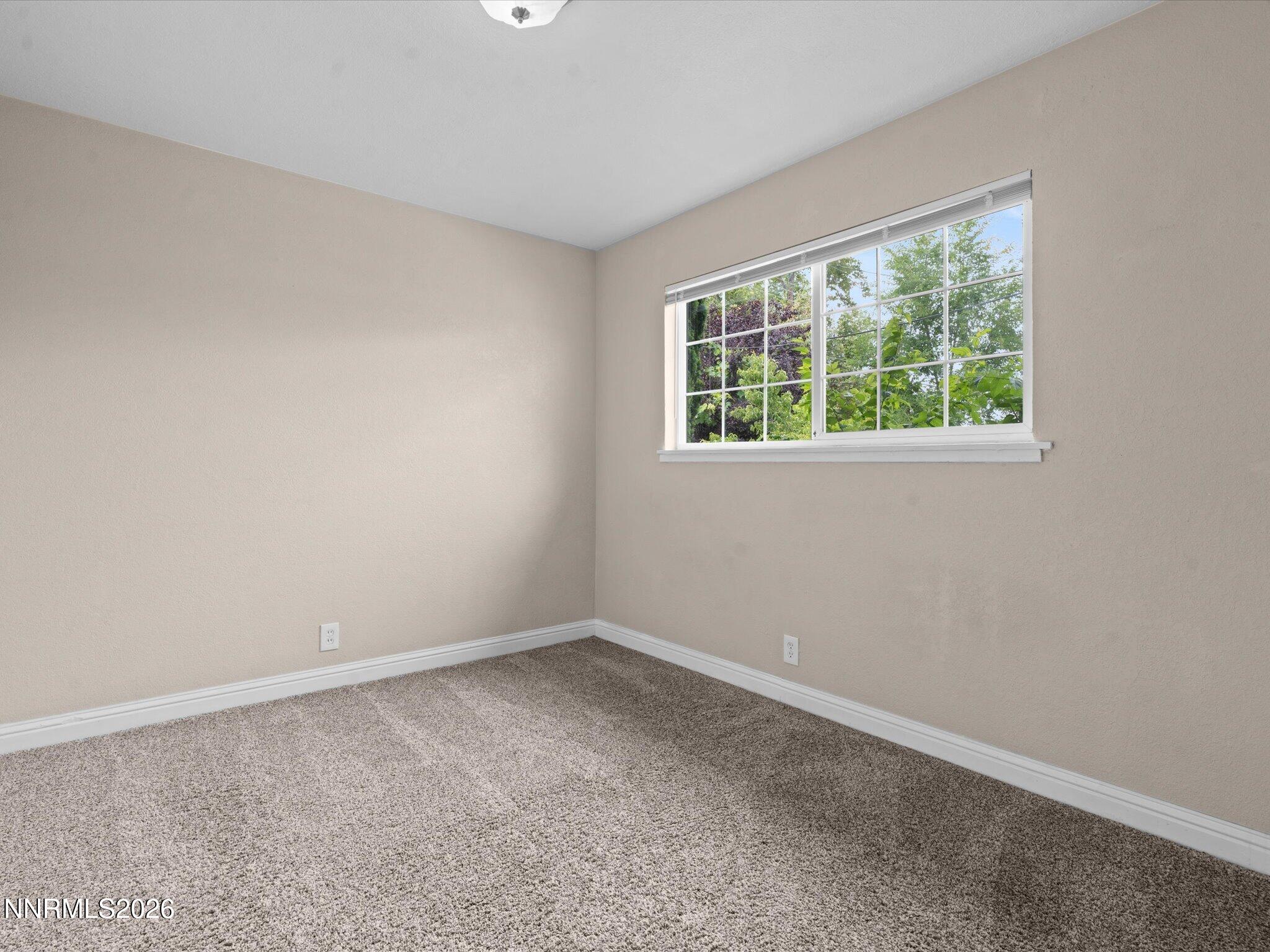 1675 Harvard Way Property Photo 12