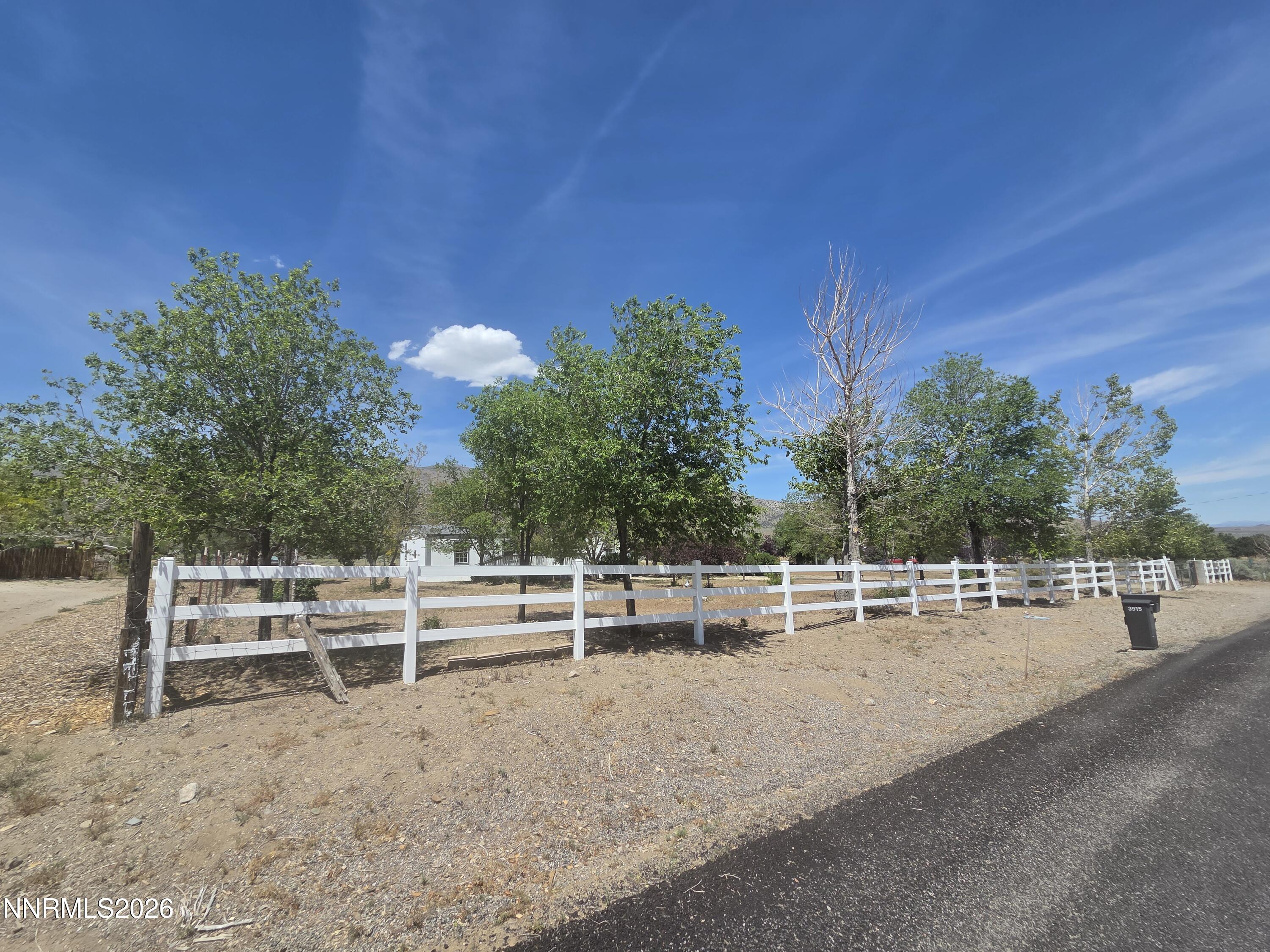 3910 Walker View Road Property Photo 8