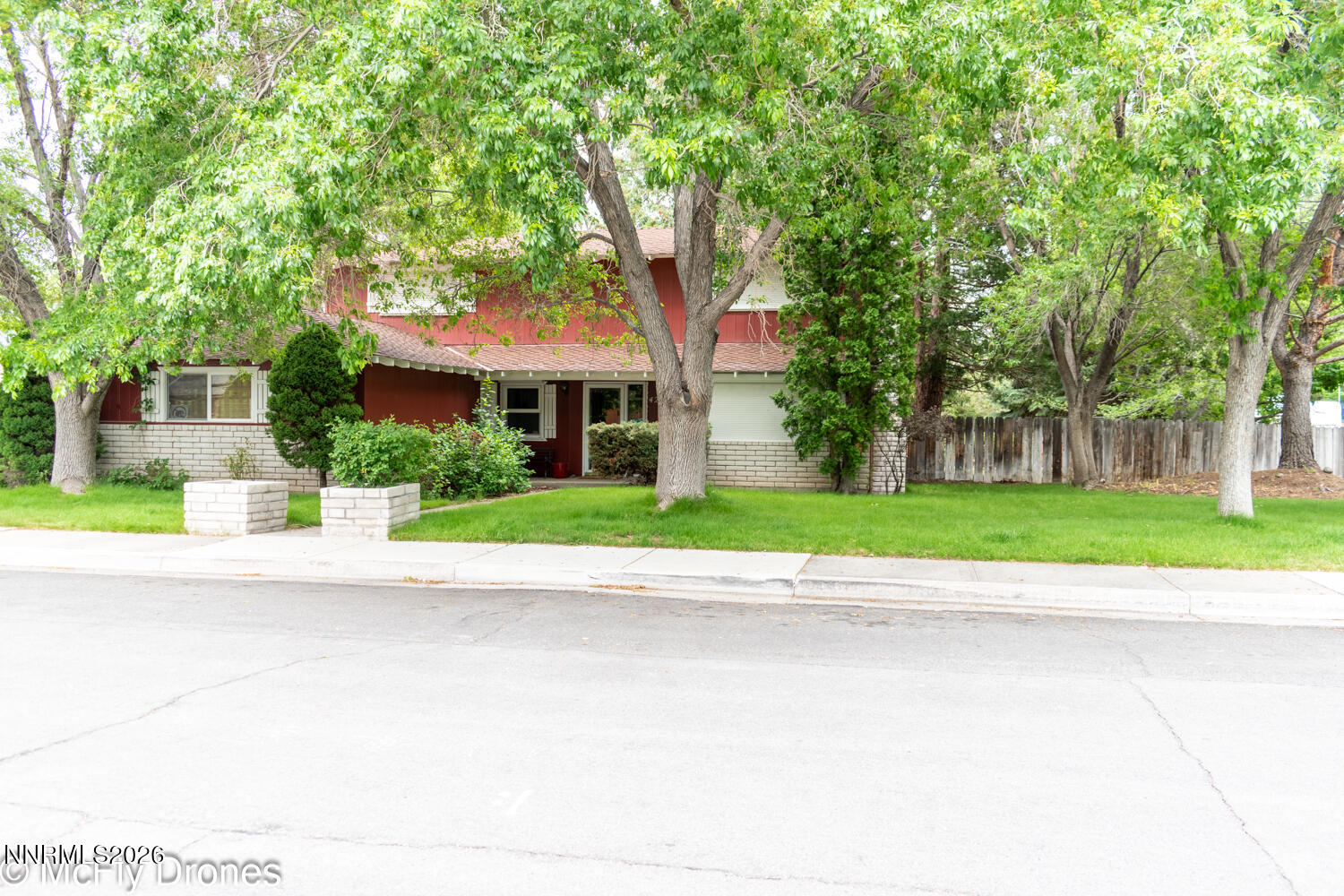 4290 Garlan Lane Property Photo 3