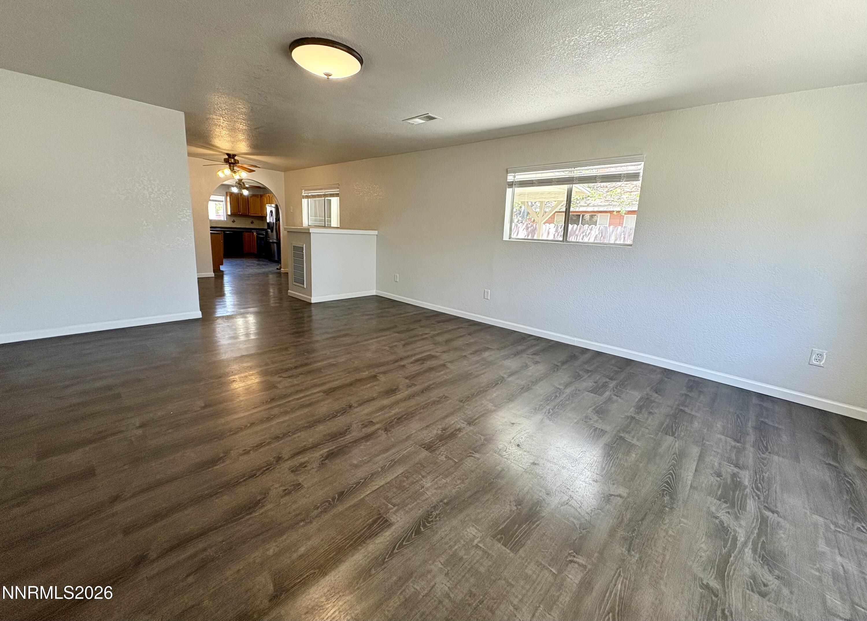 825 Franklin Avenue Property Photo 3