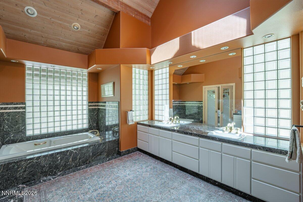 11 Kelly Circle Property Photo 24