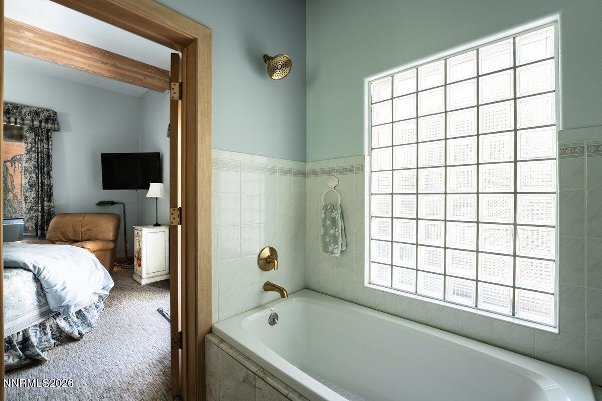 11 Kelly Circle Property Photo 33