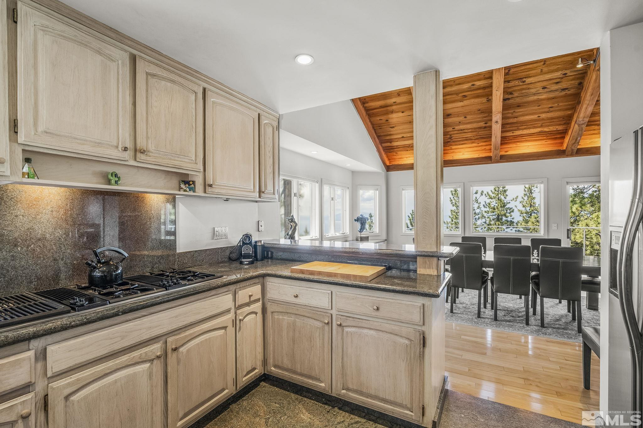 1374 Winding Way Property Photo 15