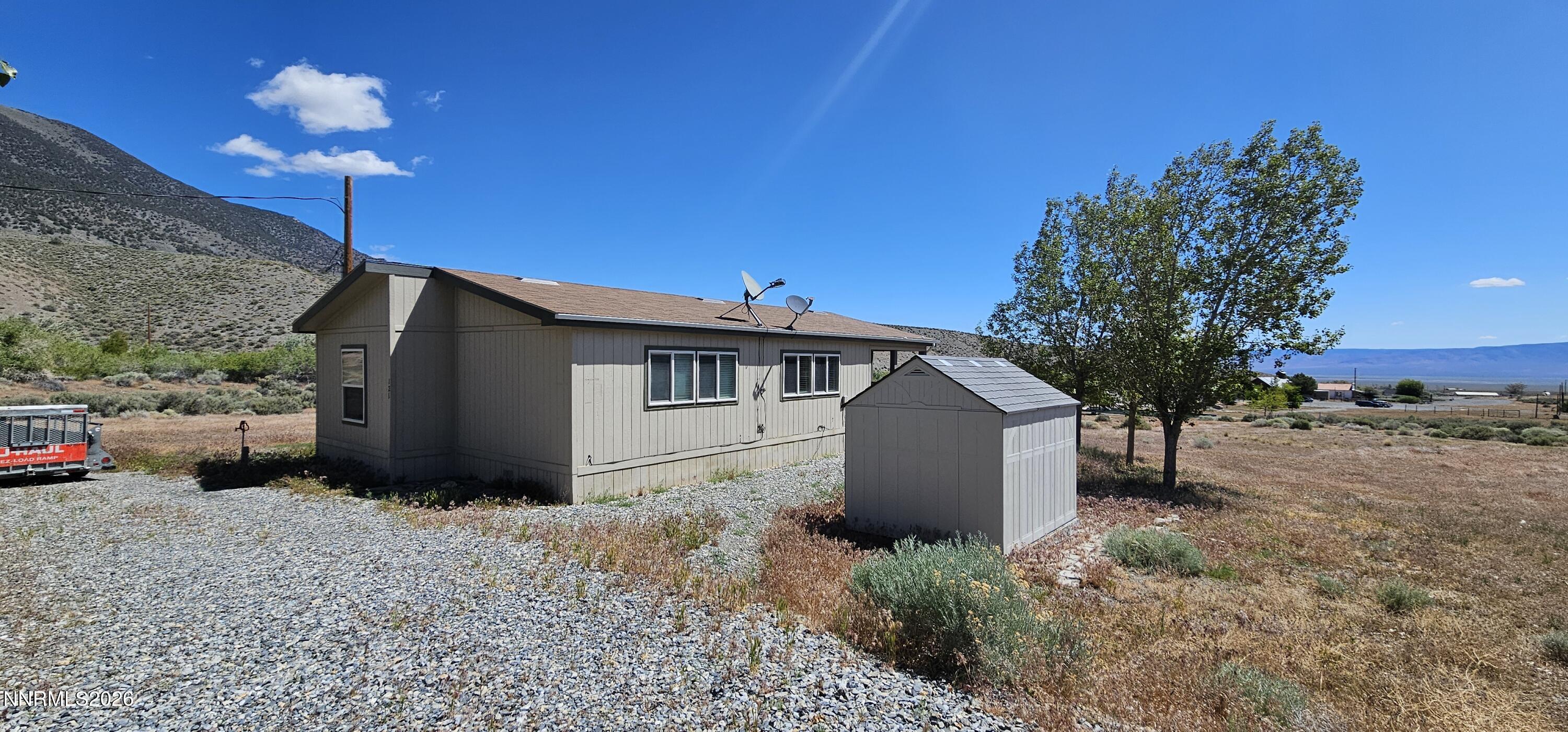 121 Del Drive Property Photo 4