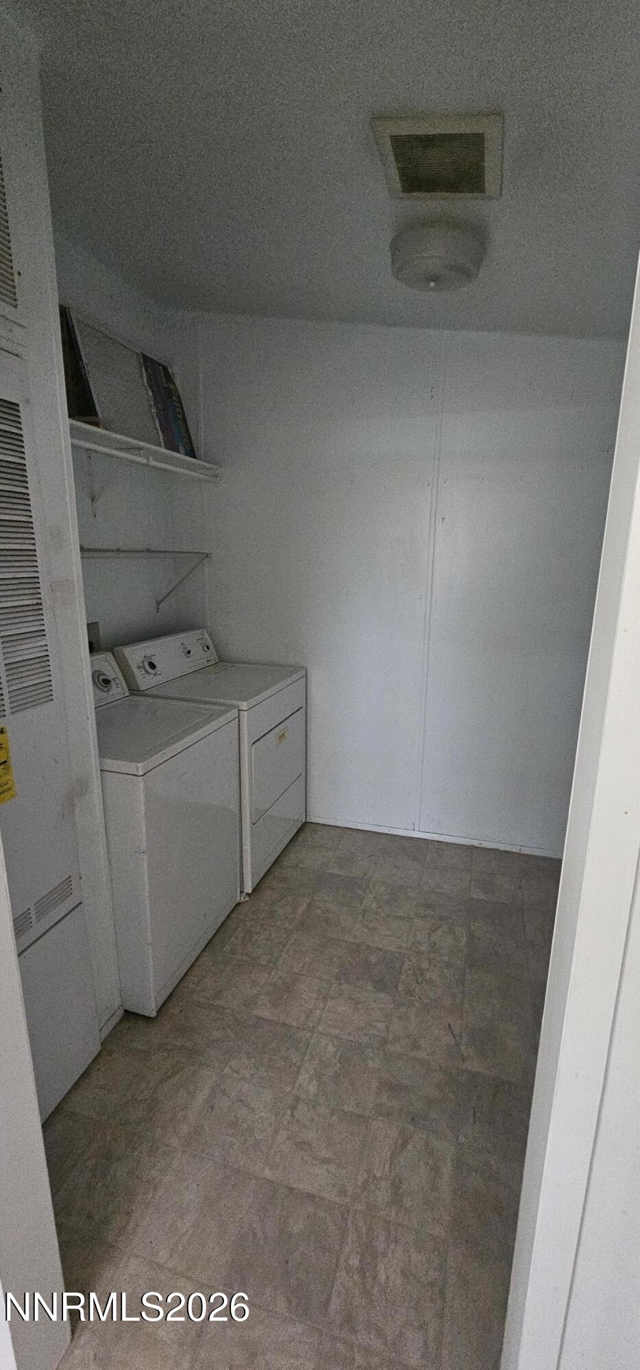 121 Del Drive Property Photo 19