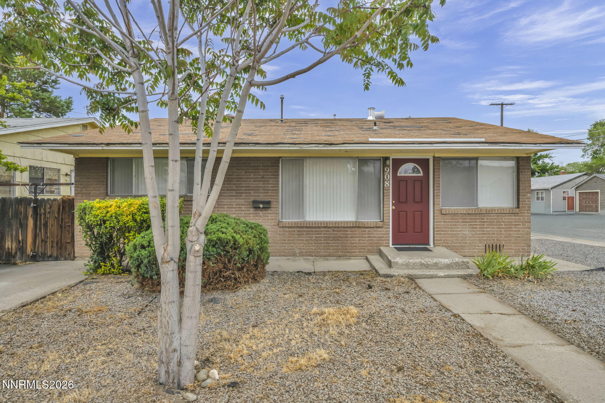 908 12th Street Property Photo 3
