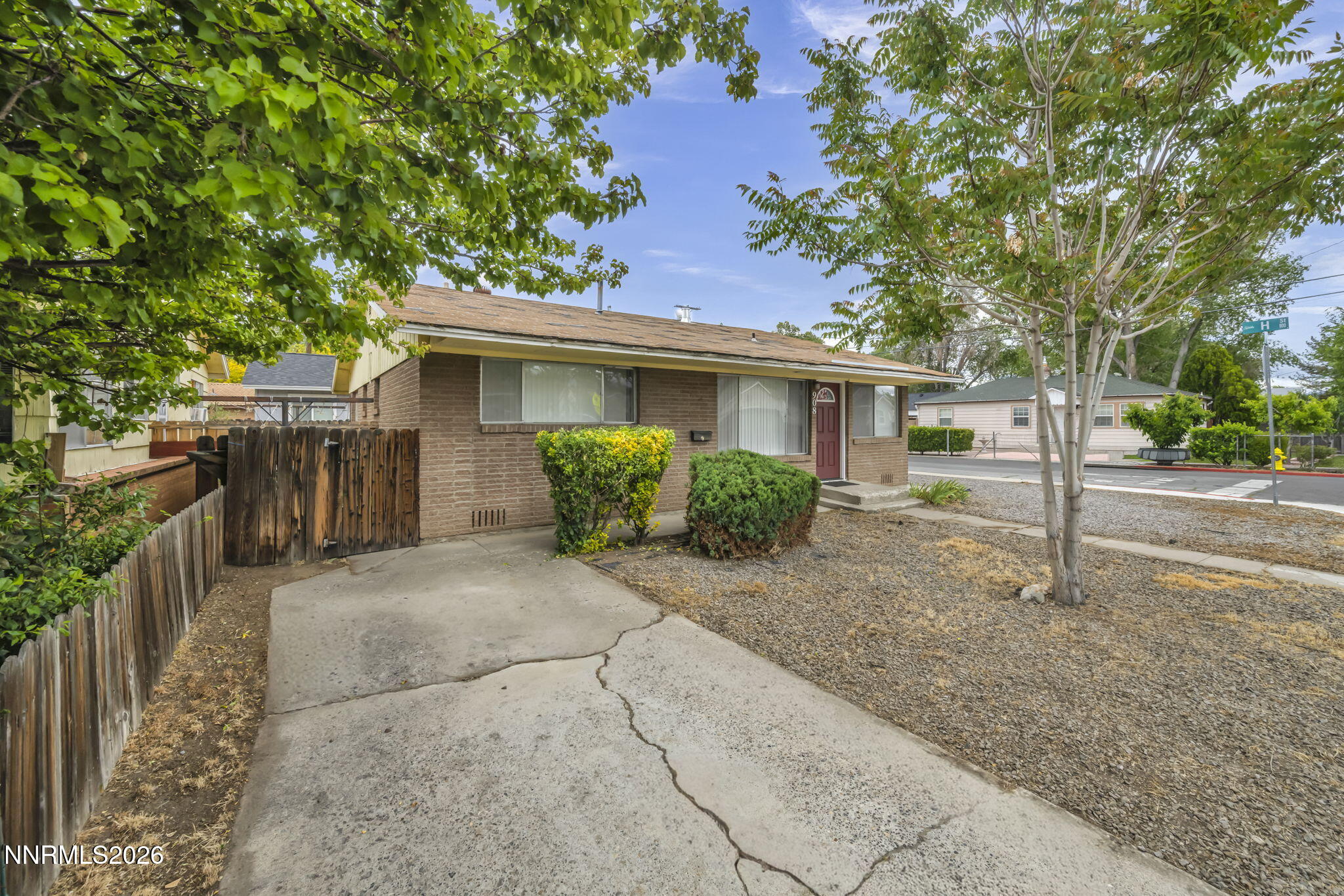 908 12th Street Property Photo 5