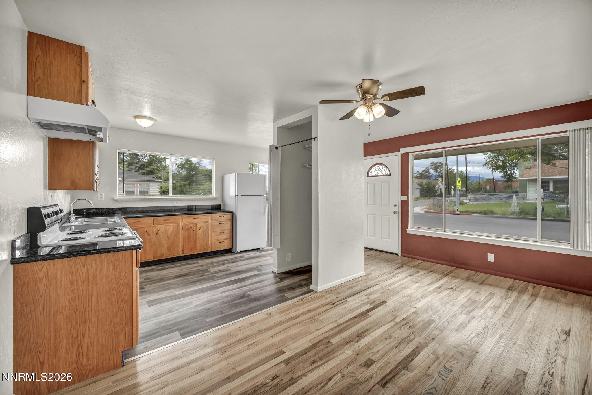 908 12th Street Property Photo 23