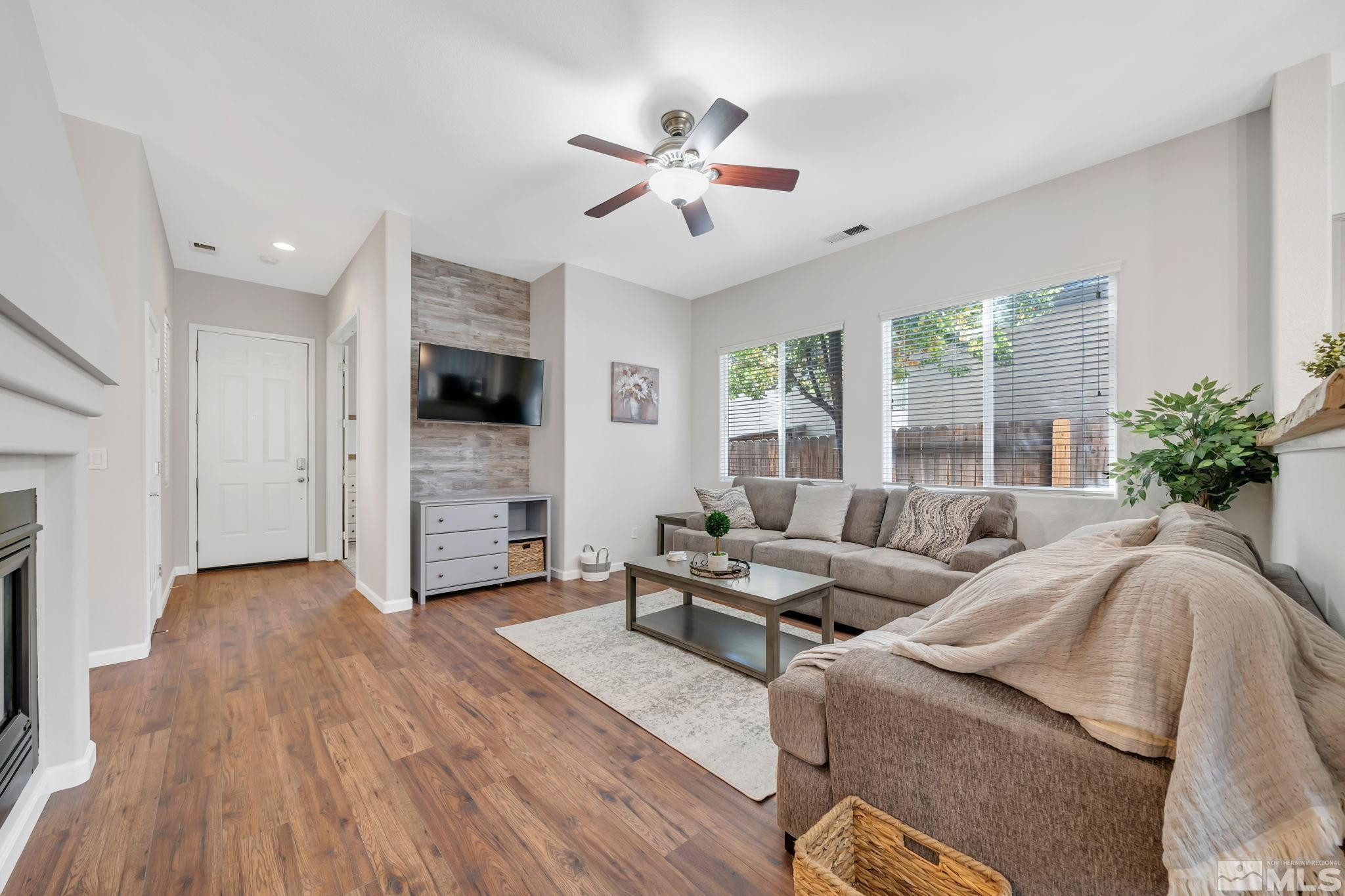 10577 Eagle Falls Way Property Photo 10