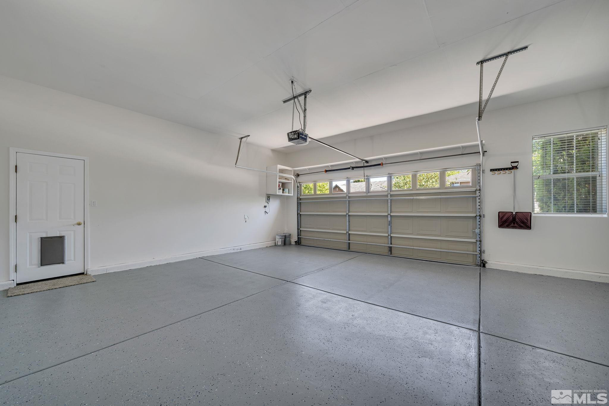 10577 Eagle Falls Way Property Photo 33