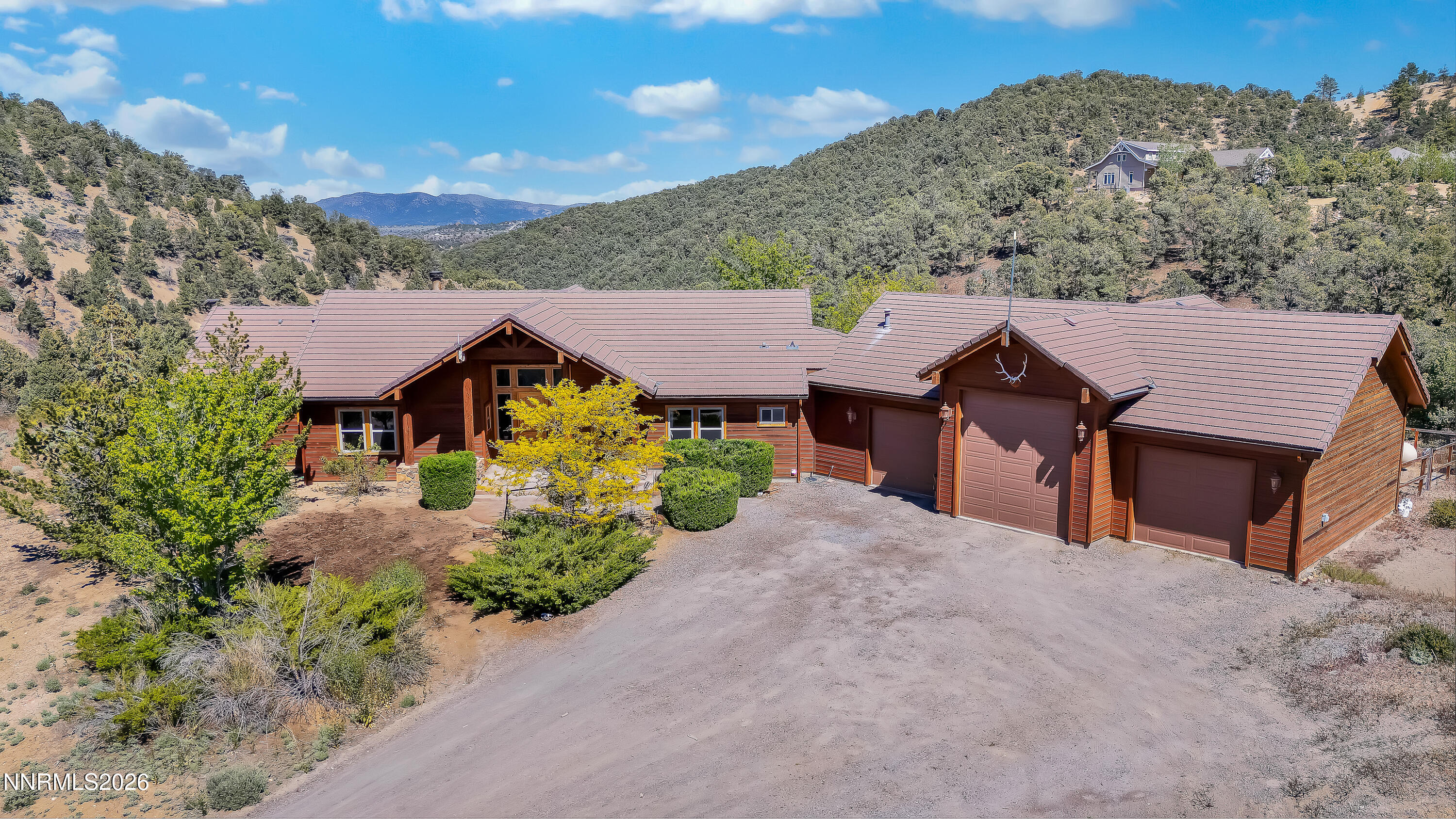 400 Panamint Road Property Photo 1