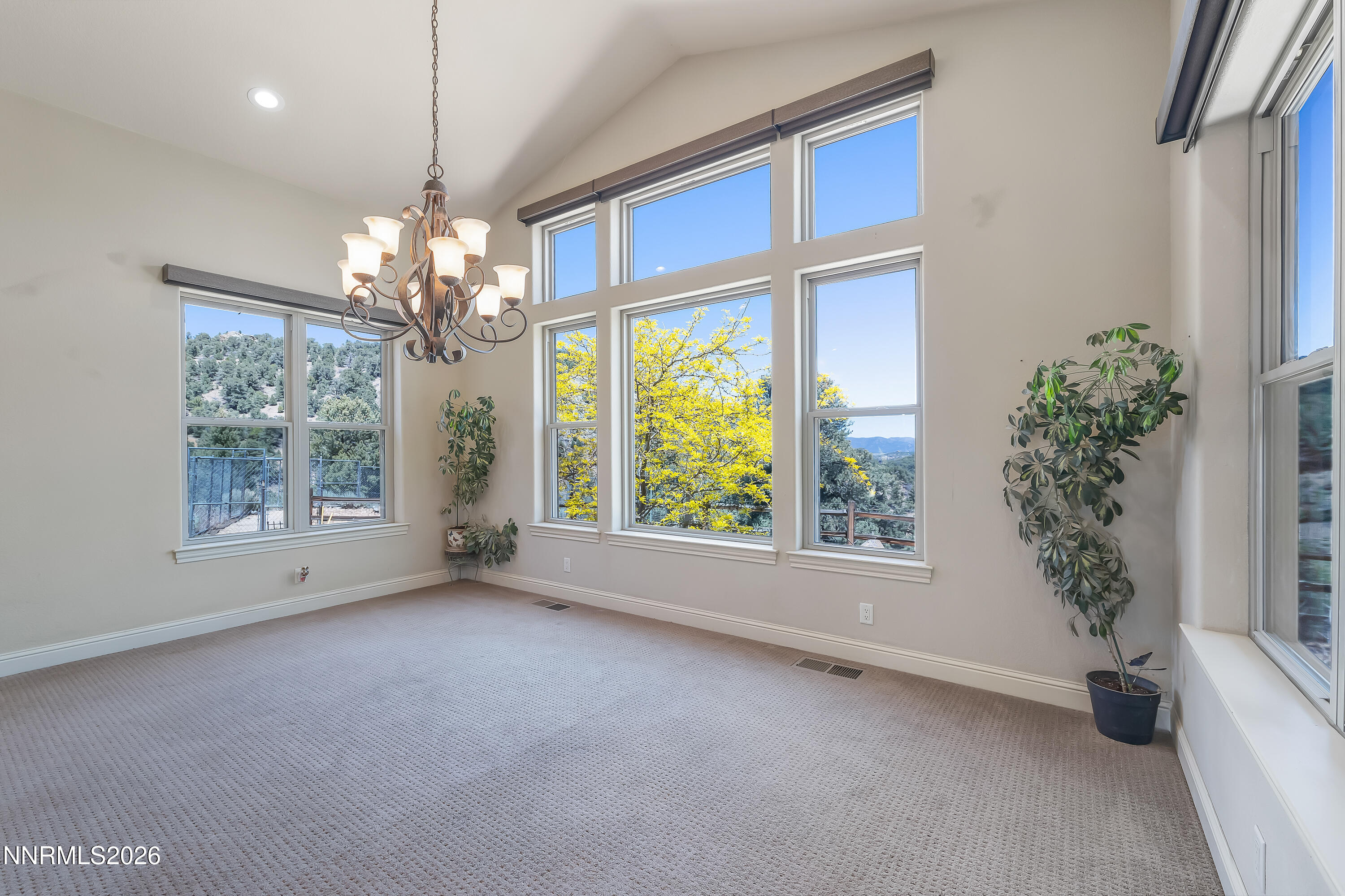 400 Panamint Road Property Photo 8