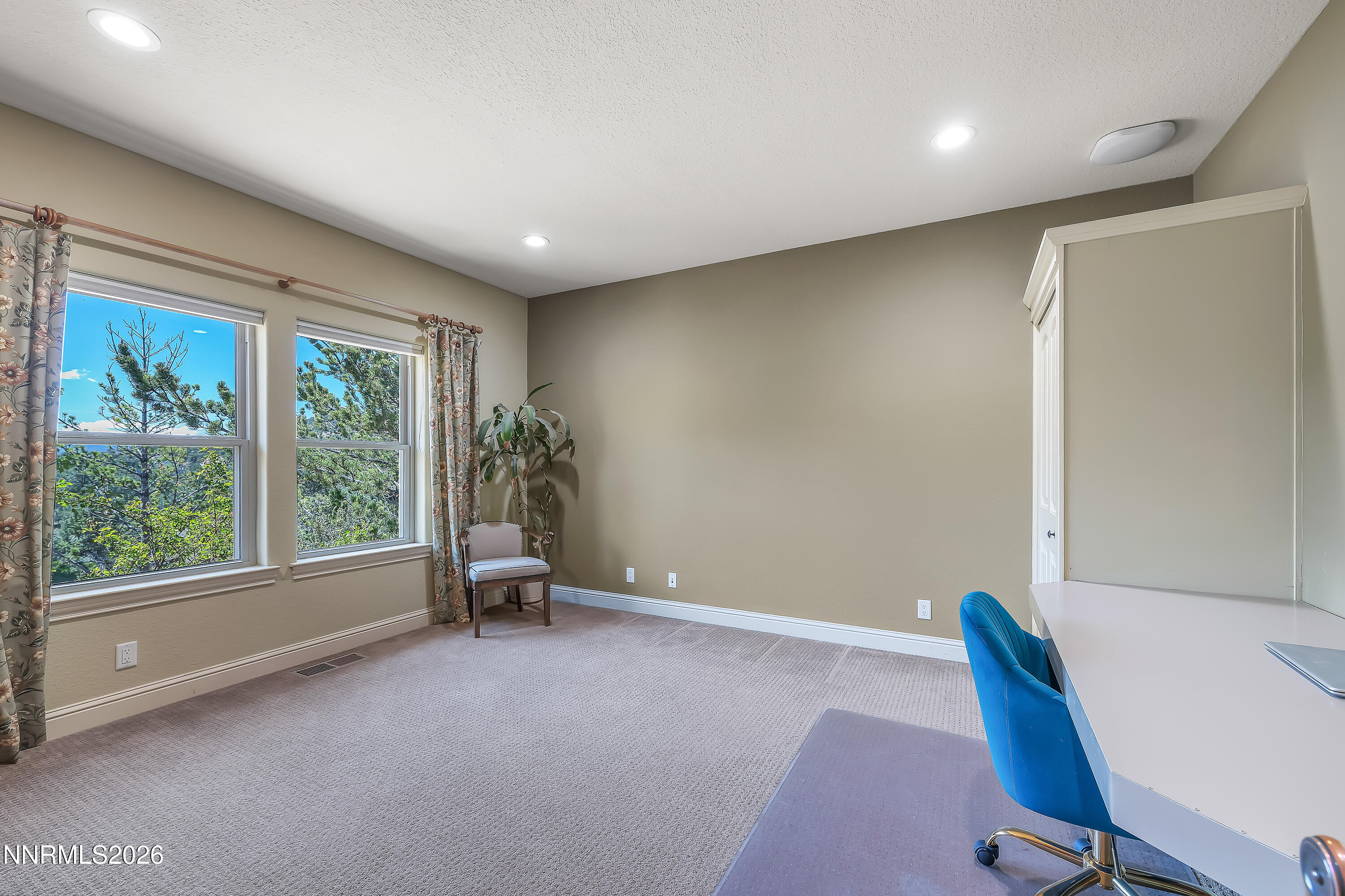 400 Panamint Road Property Photo 15