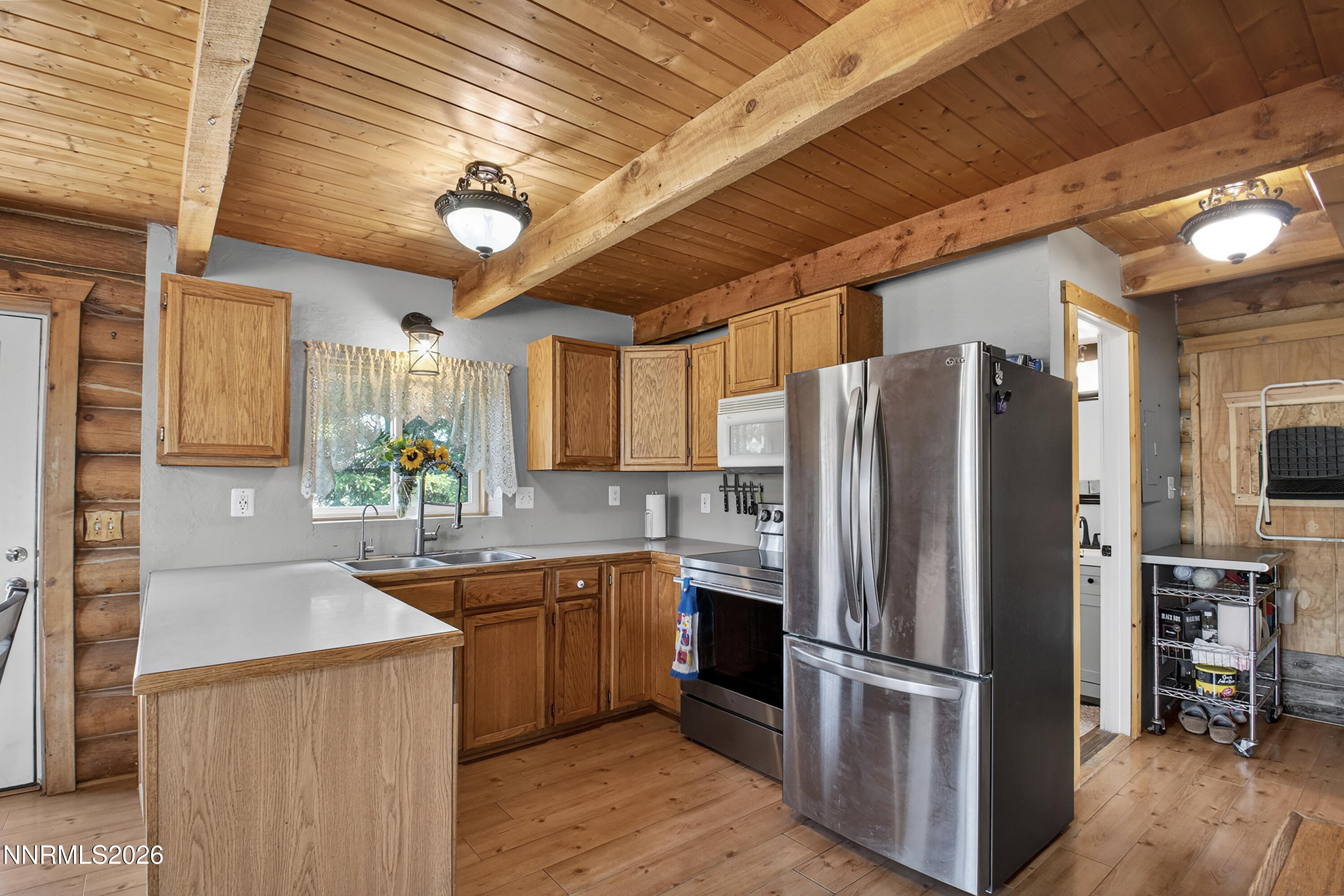538 Palace Parkway Property Photo 5