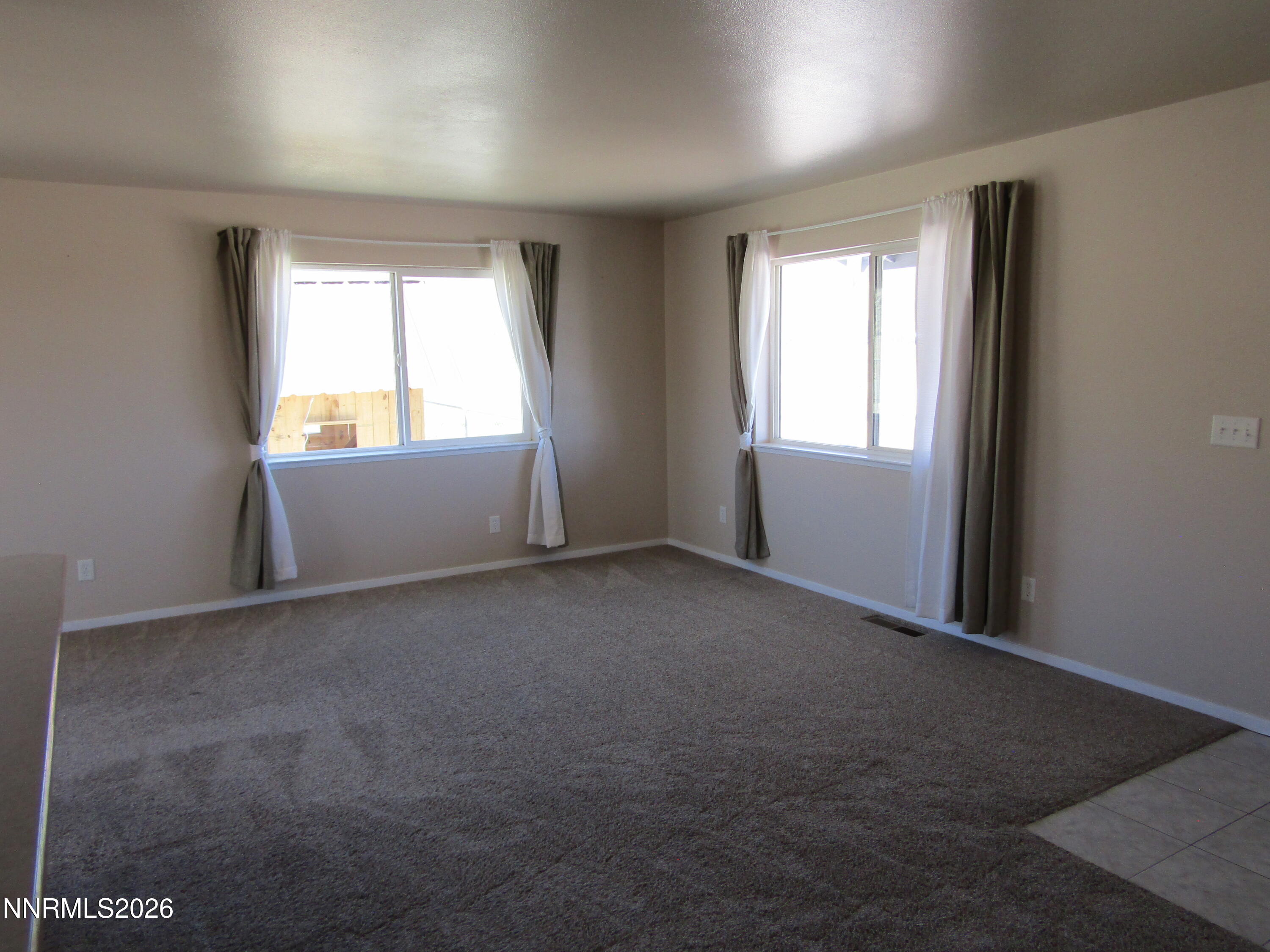 15 Juniper Way Property Photo 2