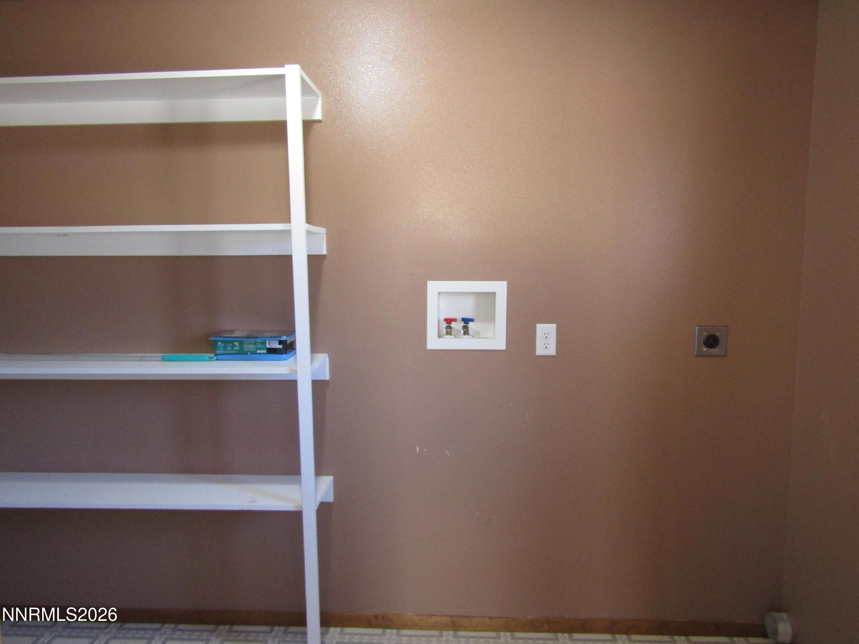 15 Juniper Way Property Photo 18
