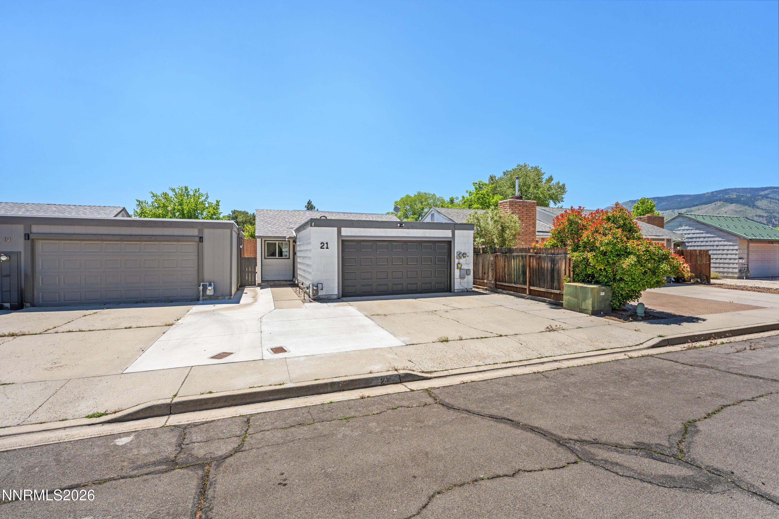 21 Castle Way Property Photo 25