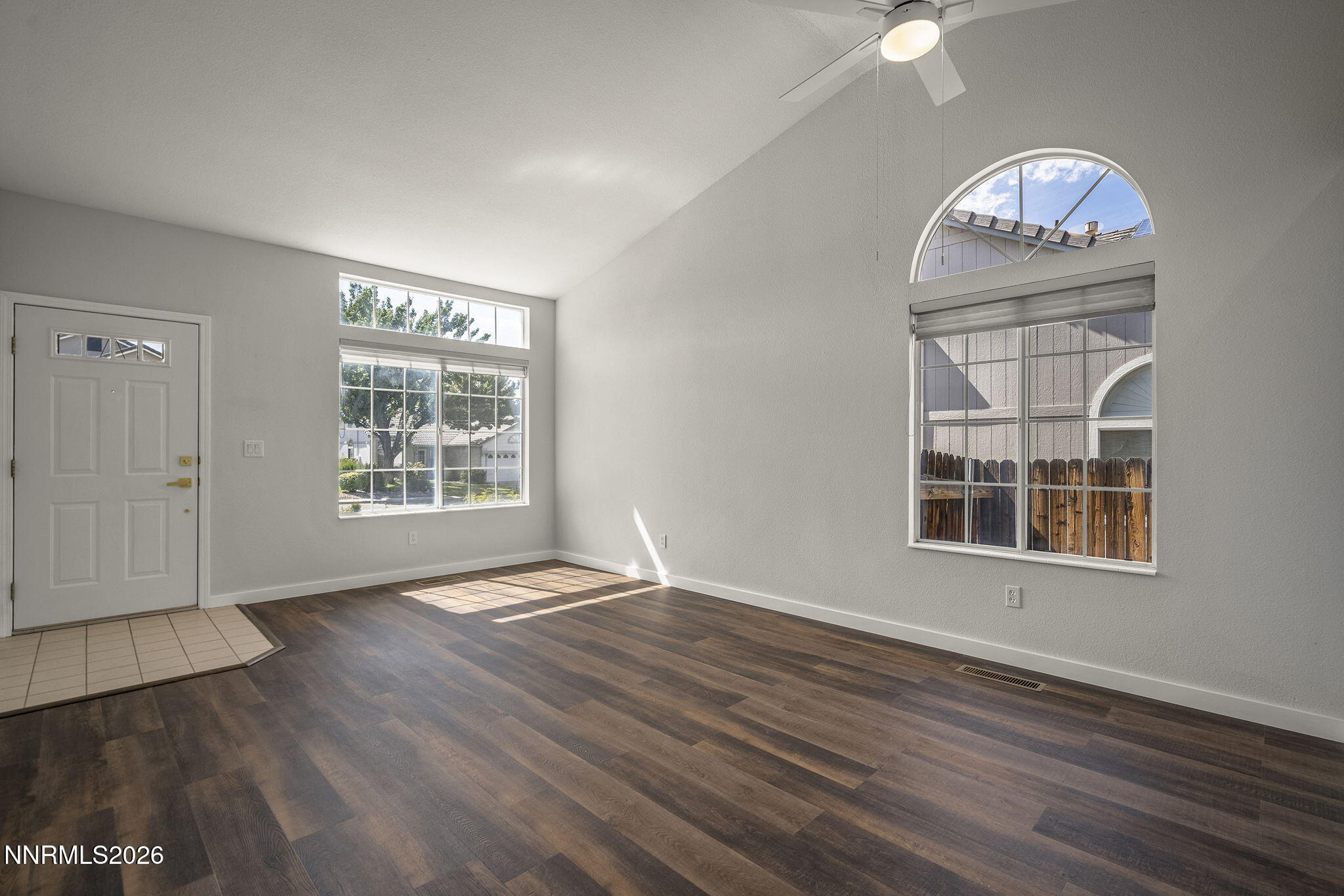 996 Petes Way Property Photo 3