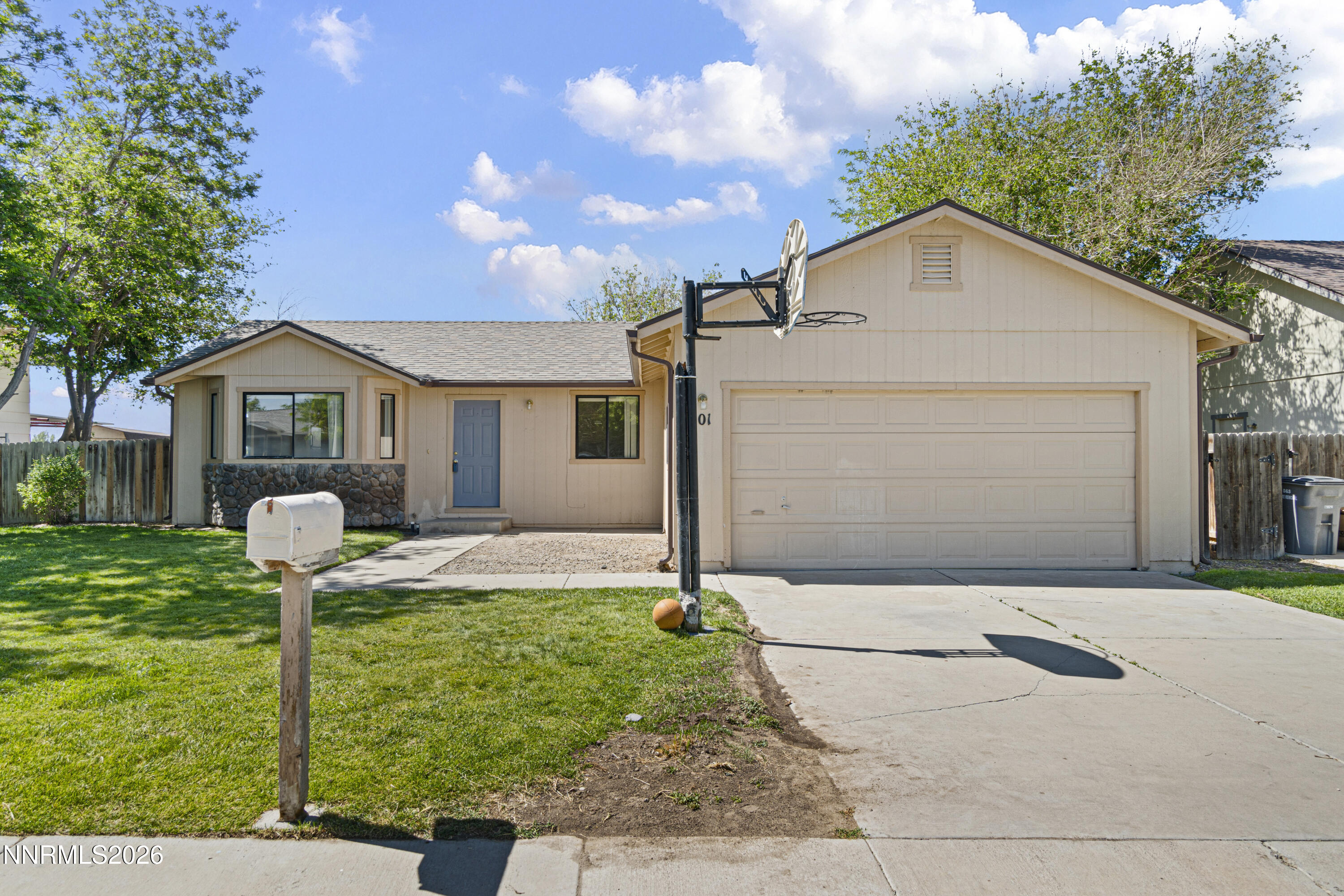 401 Kathy Avenue Property Photo 2