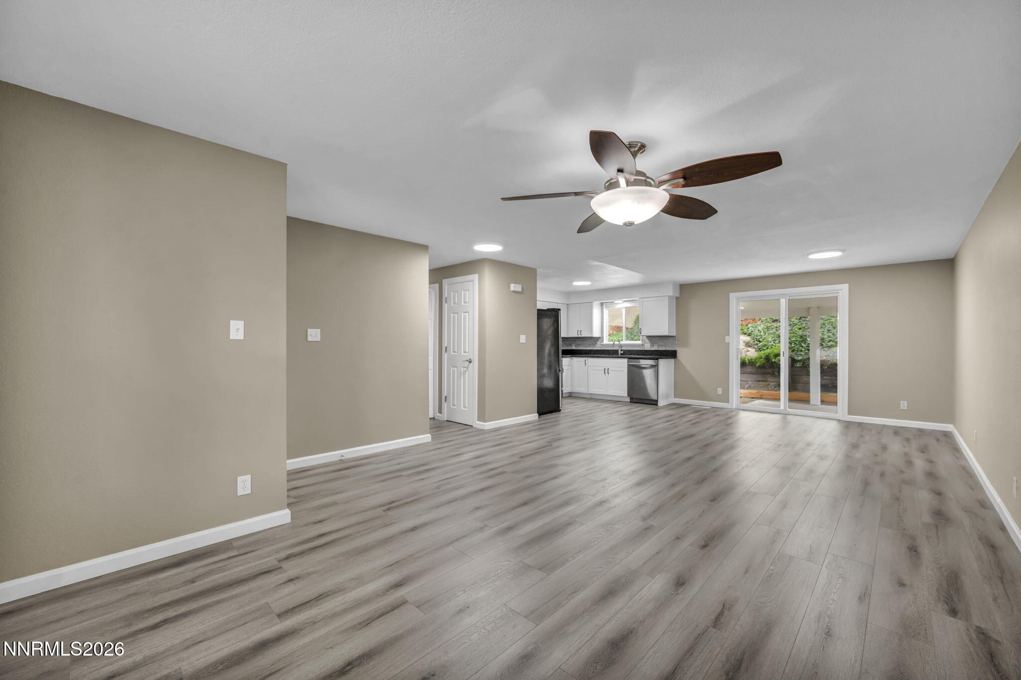 3860 Allen Glen Drive Property Photo 5
