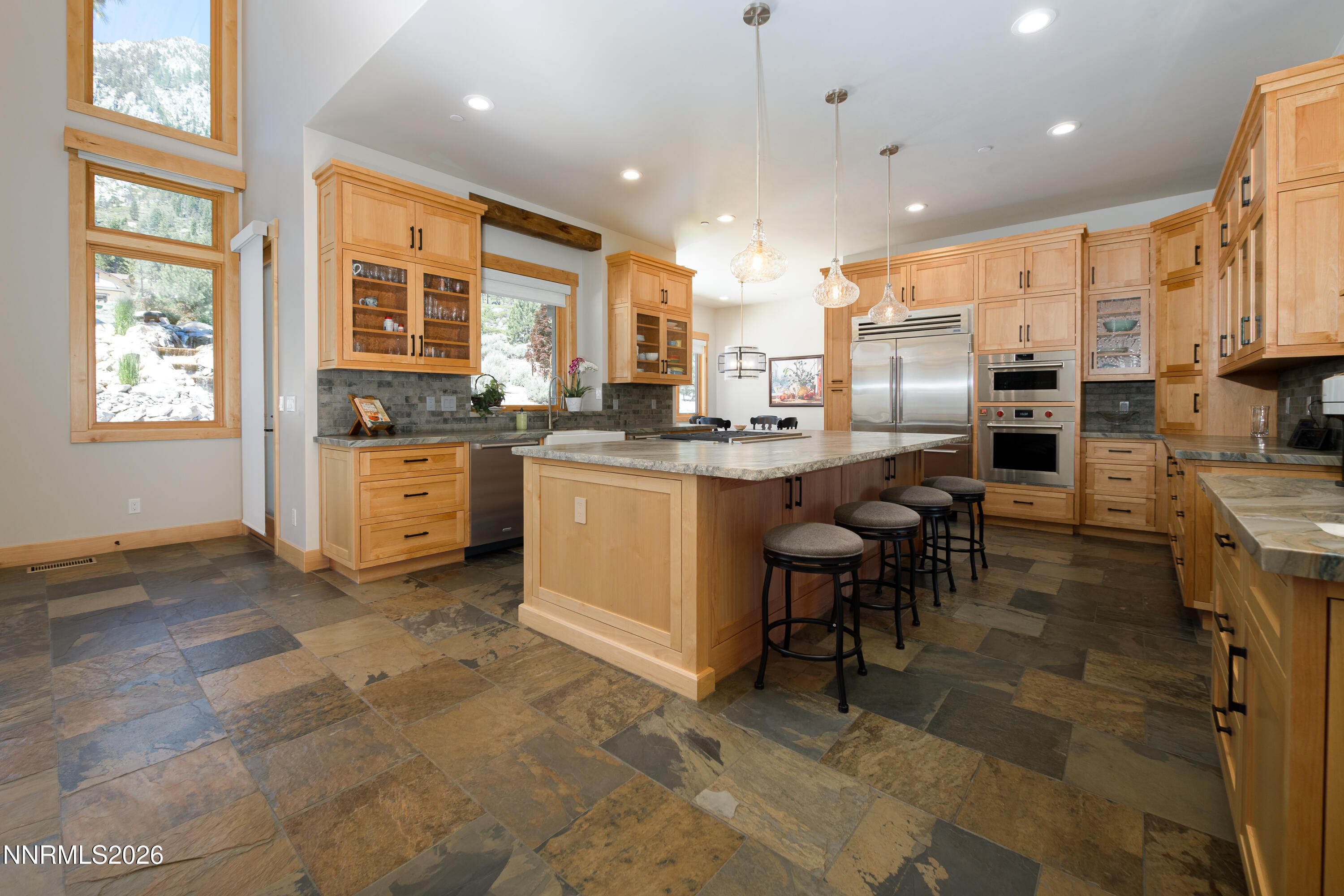 256 Forest Hill Way Property Photo 14