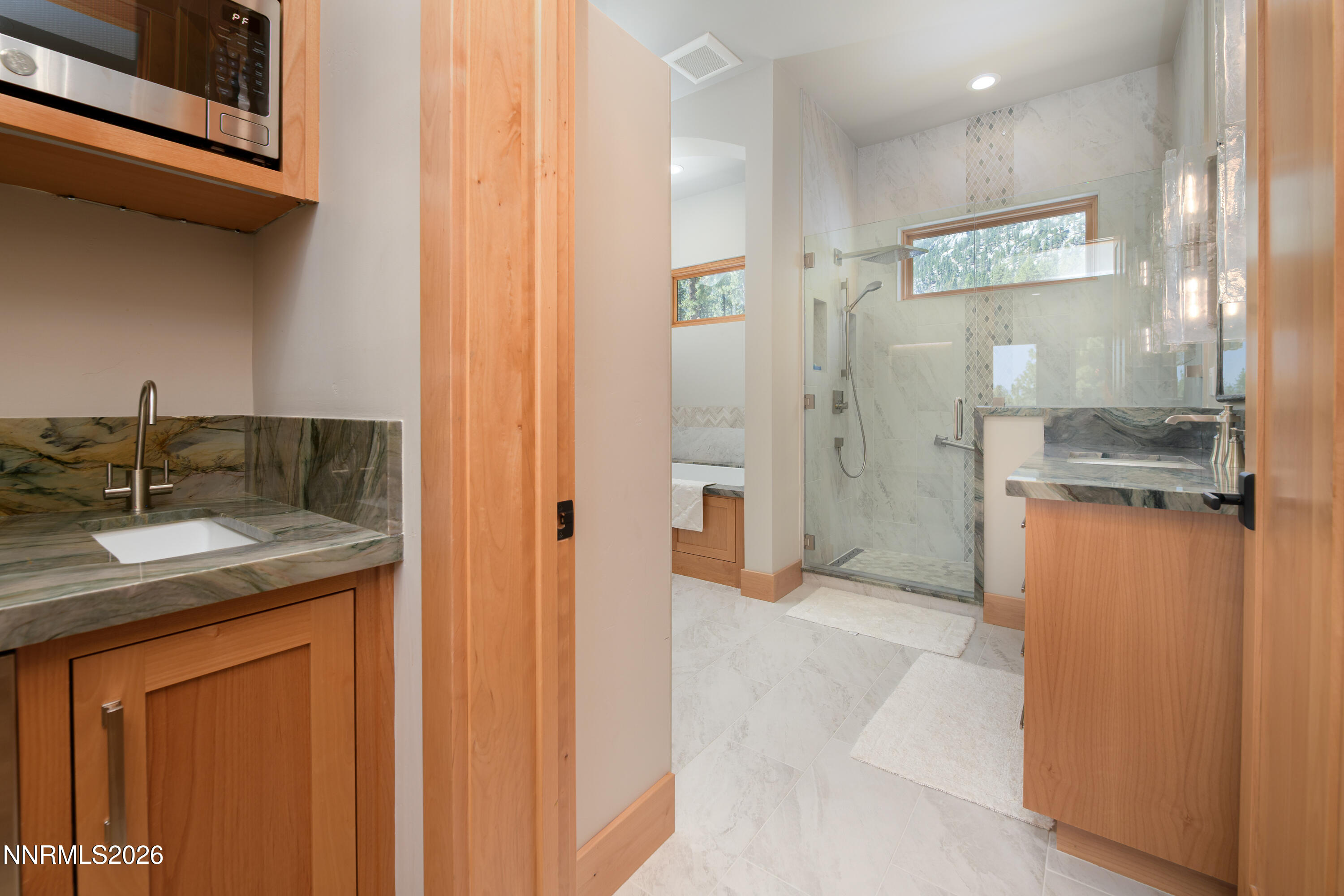 256 Forest Hill Way Property Photo 33